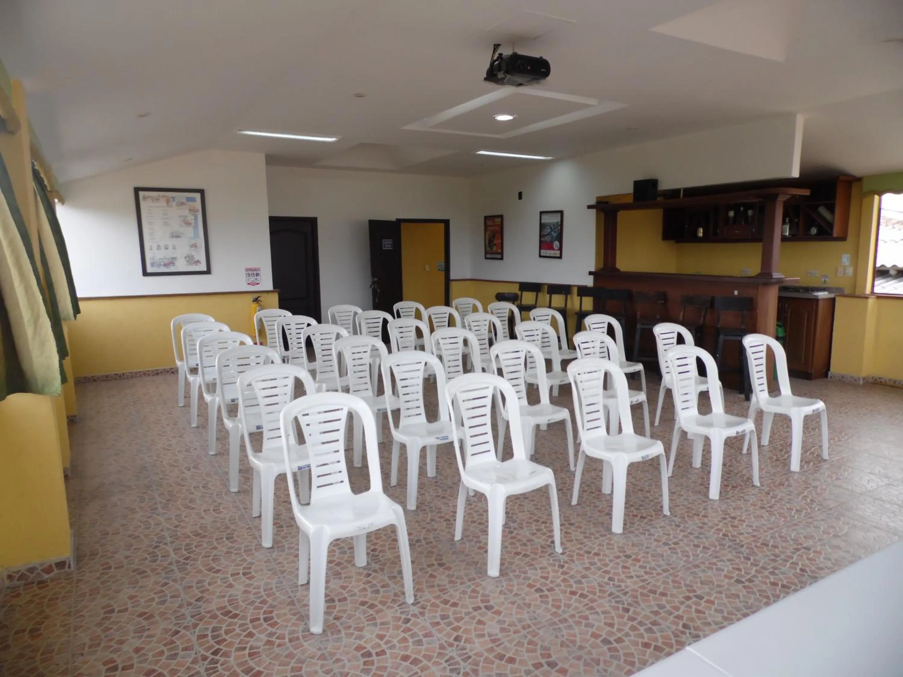 Business facilities in Hotel La Terraza