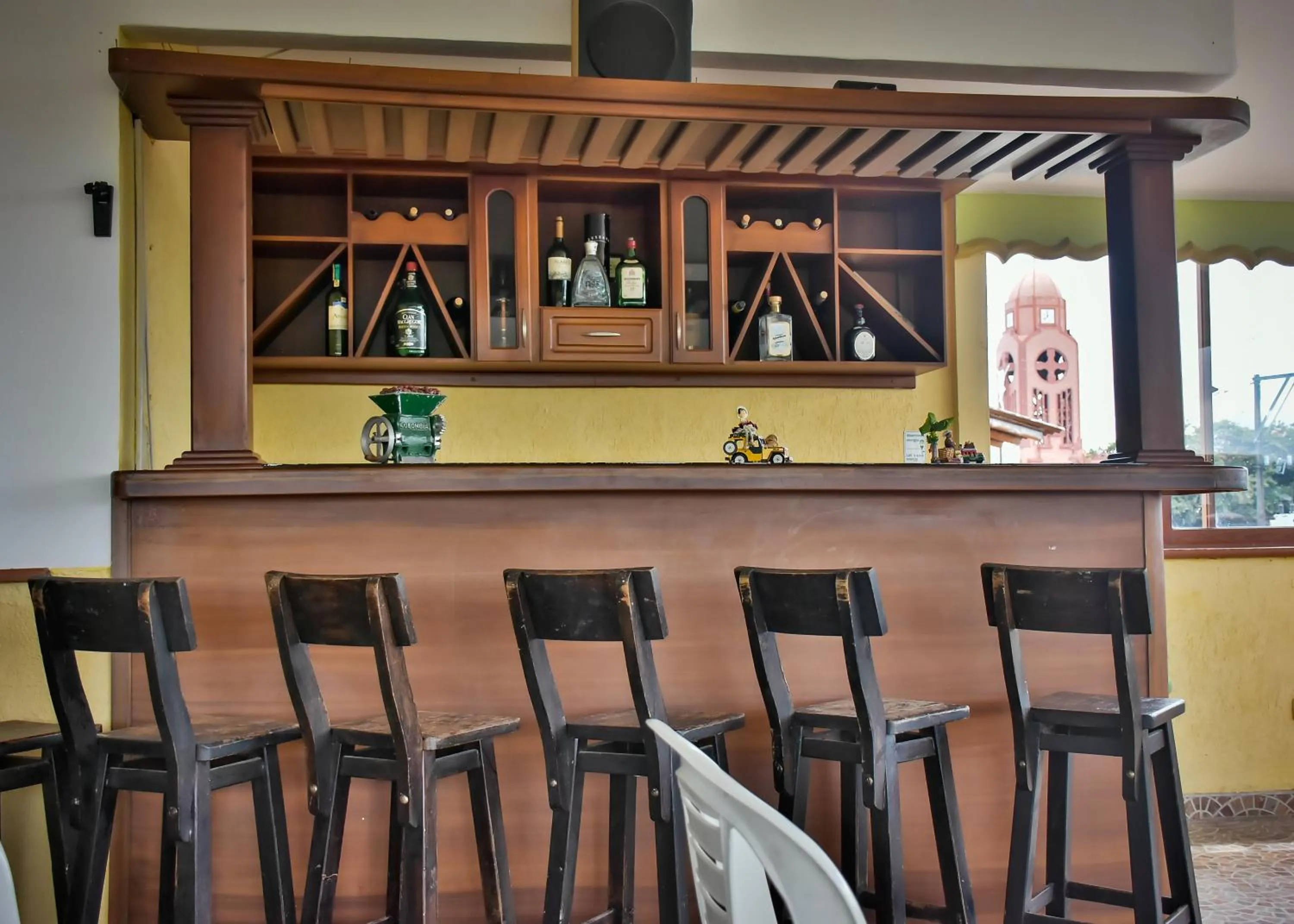 Restaurant/places to eat in Hotel La Terraza