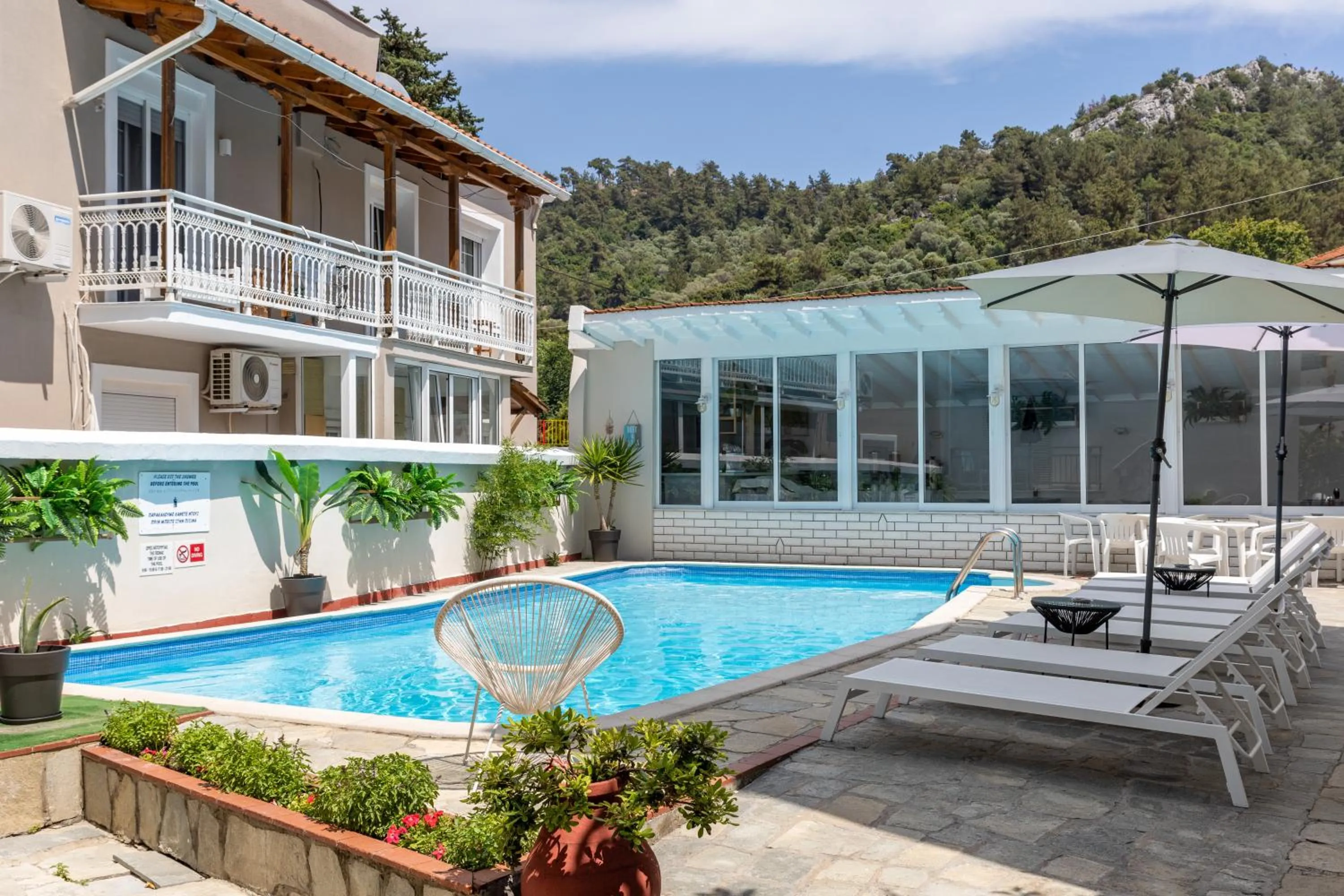 Swimming pool in Philoxenia Inn