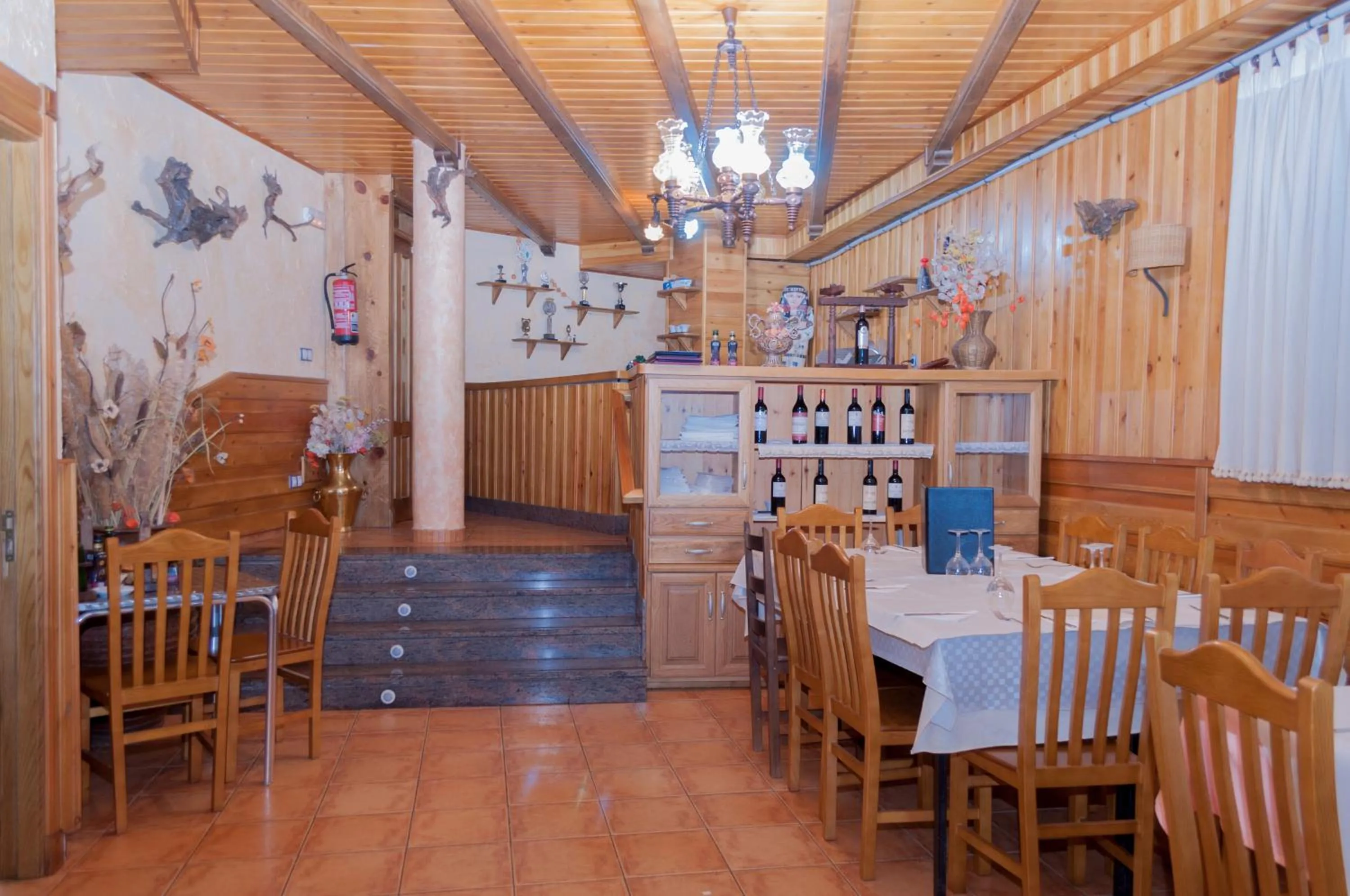 Dining area in Hostal Tribal