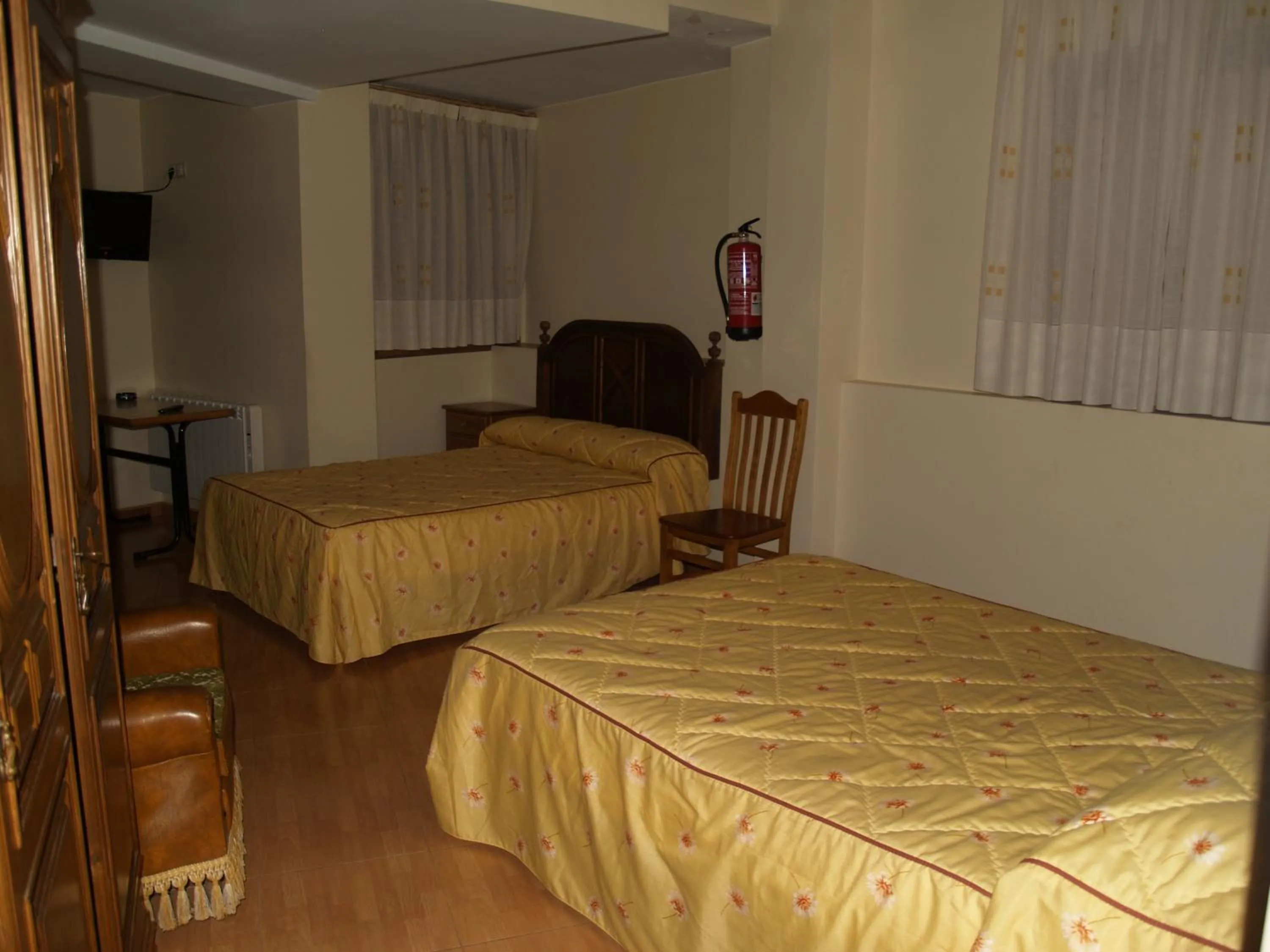 Photo of the whole room, Bed in Hostal Tribal