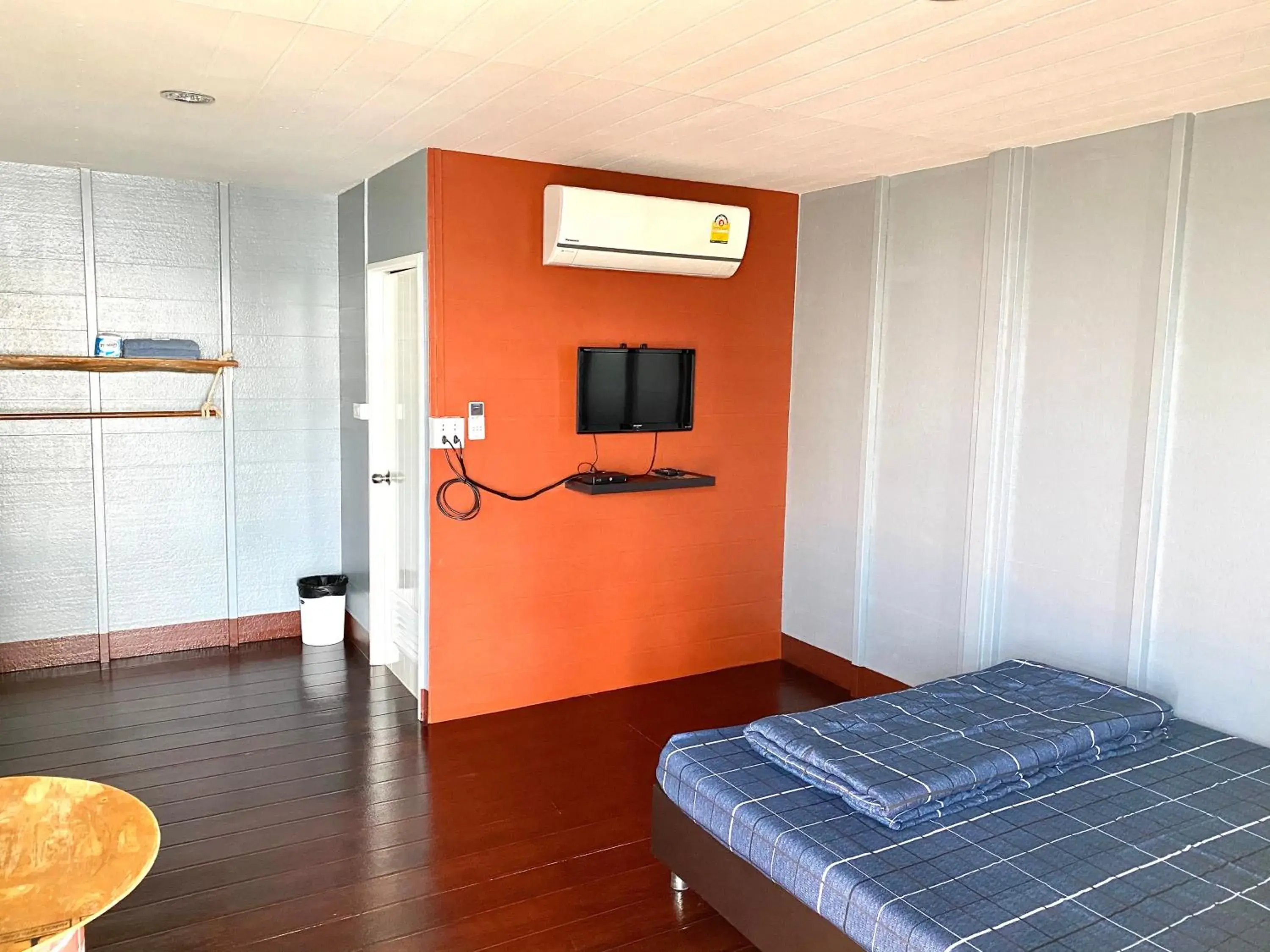 Bed in Somphoch Garden Bed in Somphoch Garden