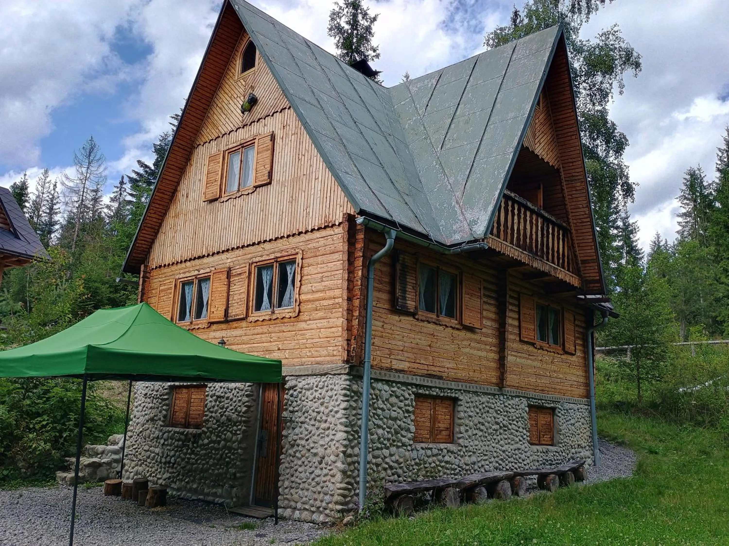 Chata Živa pod Babou horou