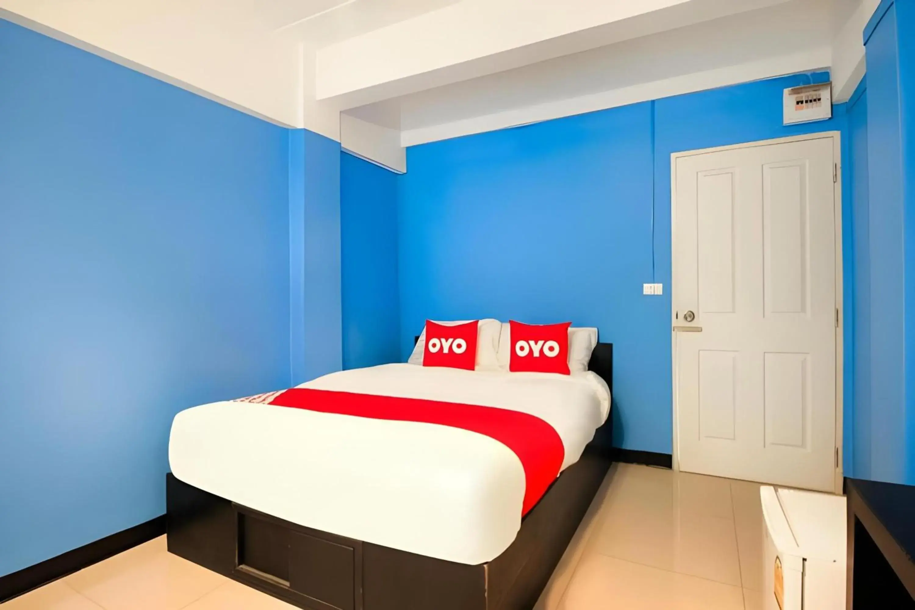 Photo of the whole room, Bed in Super OYO 427 Chill Apartment Photo of the whole room, Bed in Super OYO 427 Chill Apartment