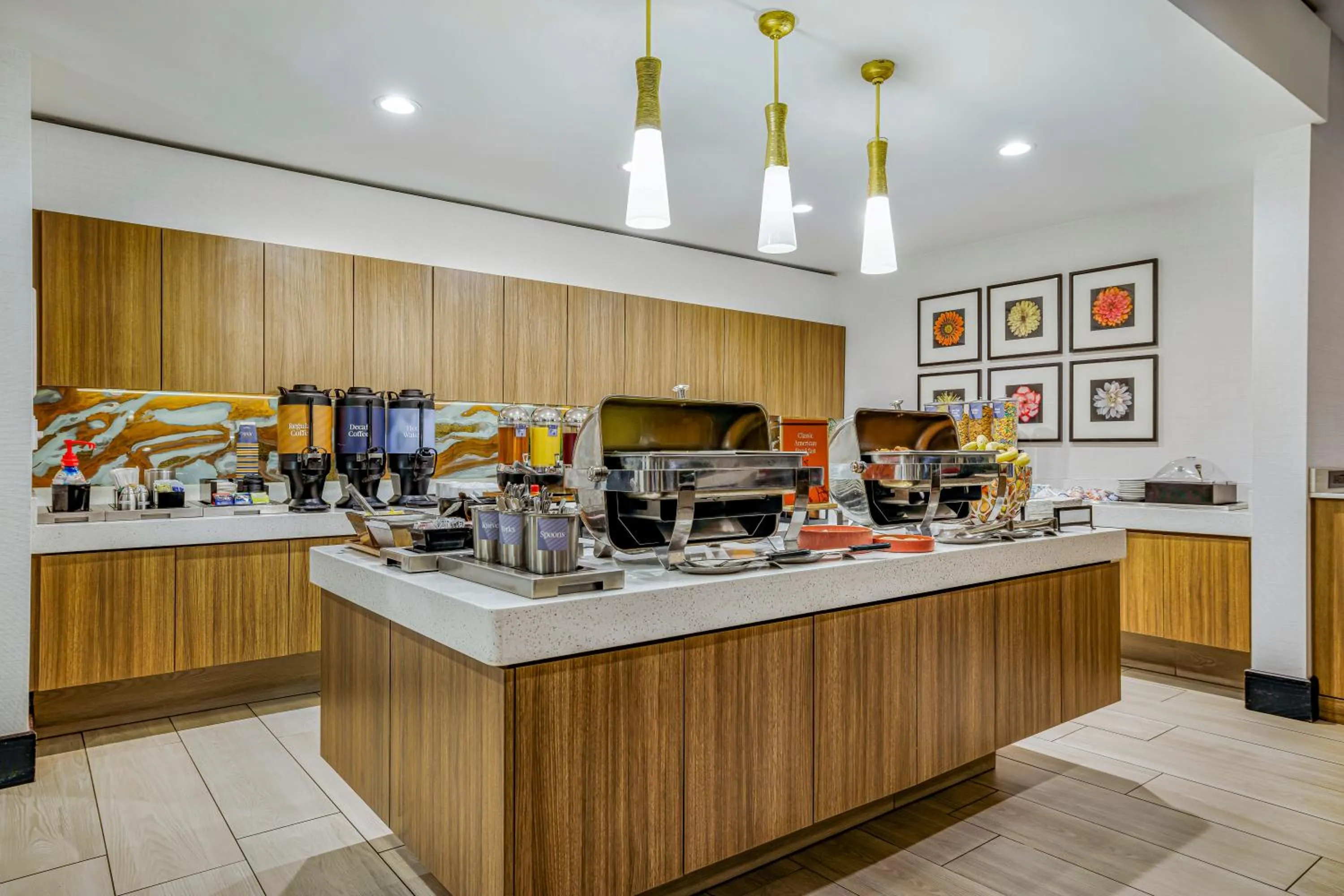 Breakfast in Homewood Suites by Hilton Plano-Richardson
