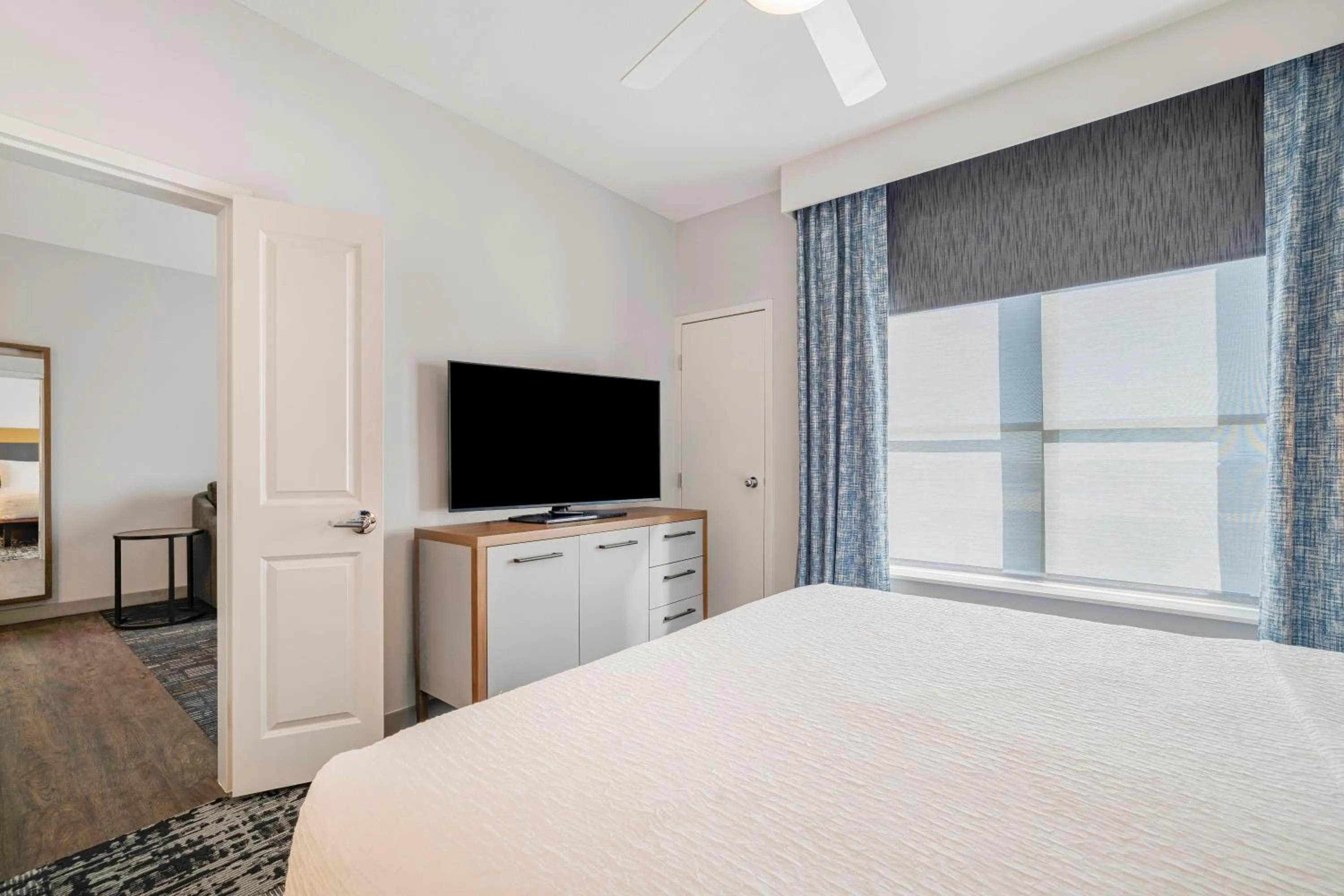 Bedroom, Bed in Homewood Suites by Hilton Plano-Richardson