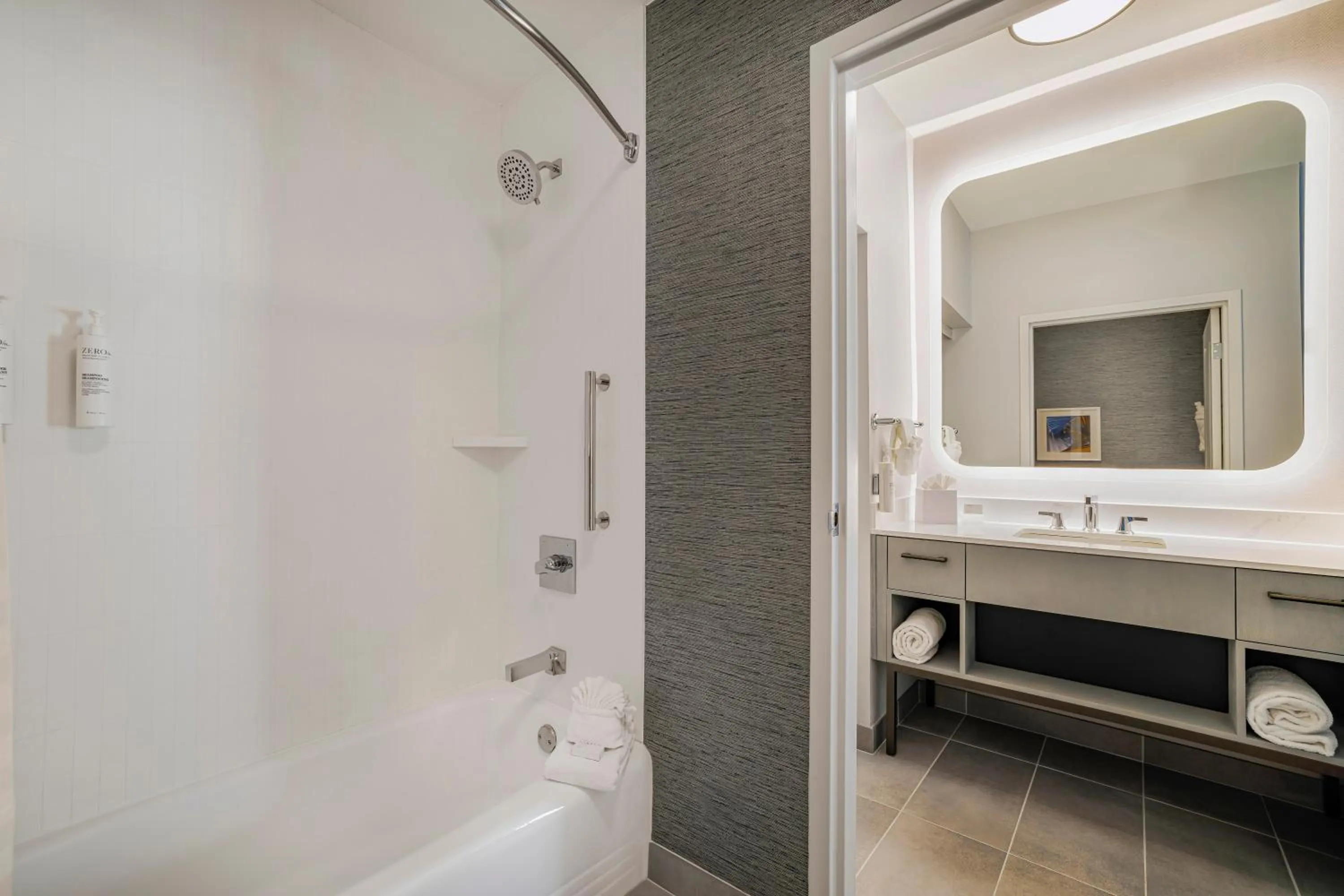 Bathroom in Homewood Suites by Hilton Plano-Richardson