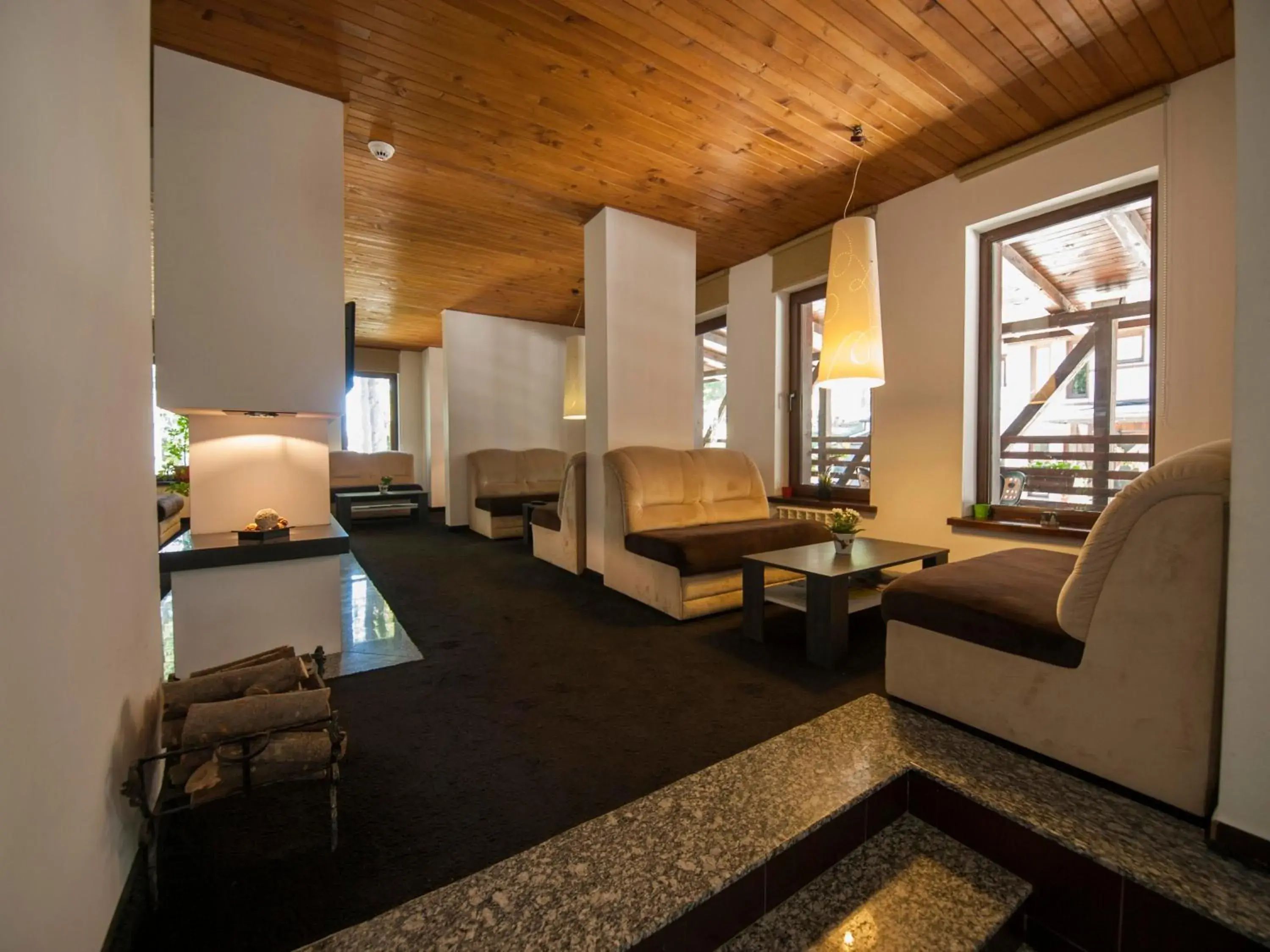 Lobby or reception in Green Life Family Apartments Pamporovo Lobby or reception in Green Life Family Apartments Pamporovo