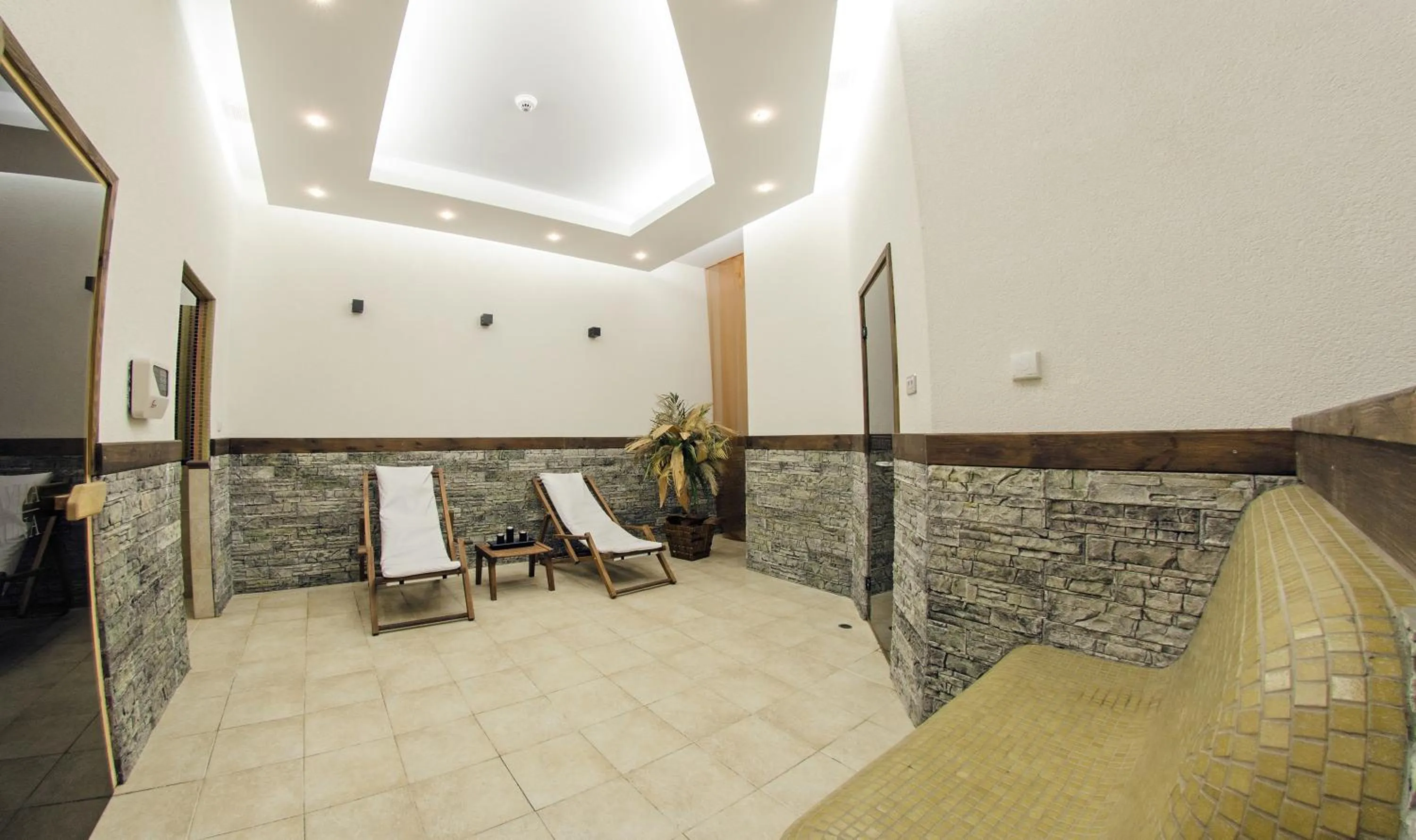 Spa and wellness centre/facilities in Green Life Family Apartments Pamporovo