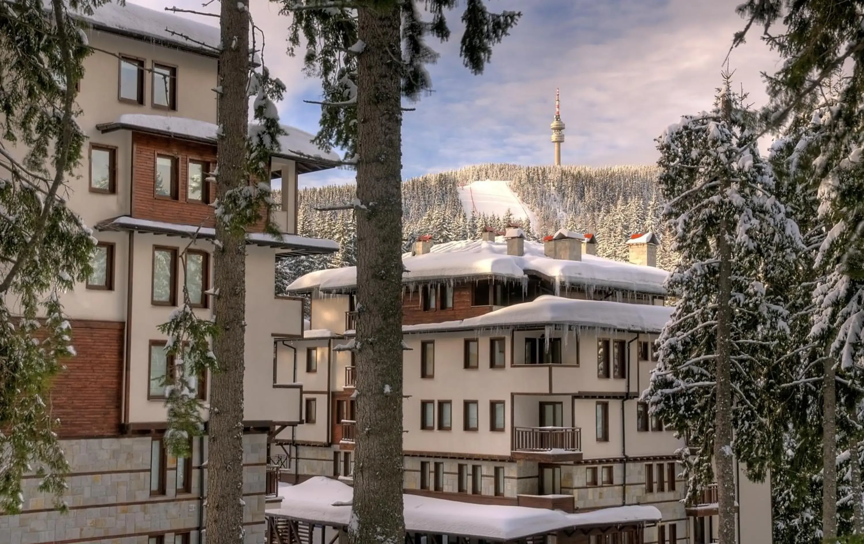 Facade/entrance in Green Life Family Apartments Pamporovo Facade/entrance in Green Life Family Apartments Pamporovo