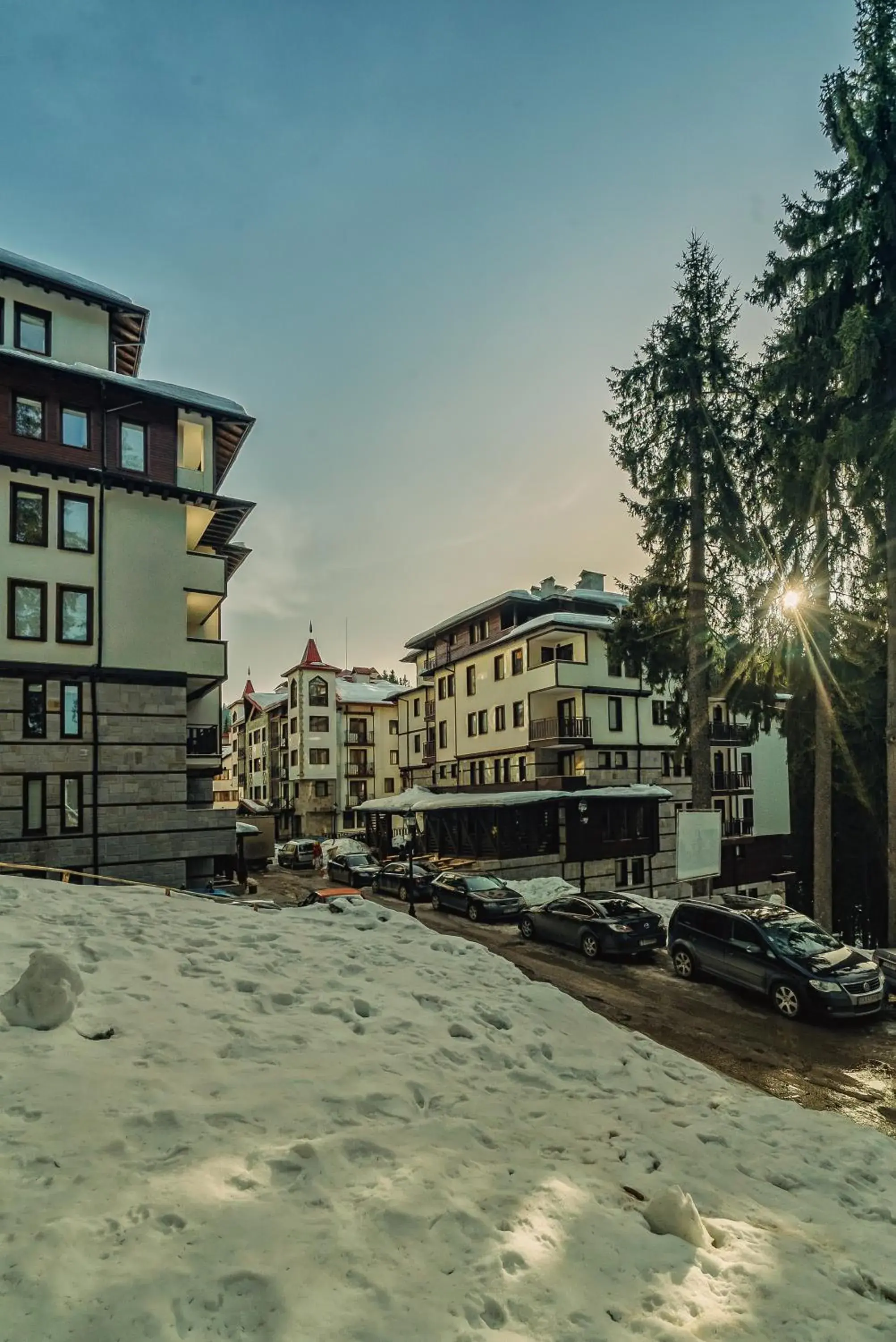 Property building in Green Life Family Apartments Pamporovo Property building in Green Life Family Apartments Pamporovo