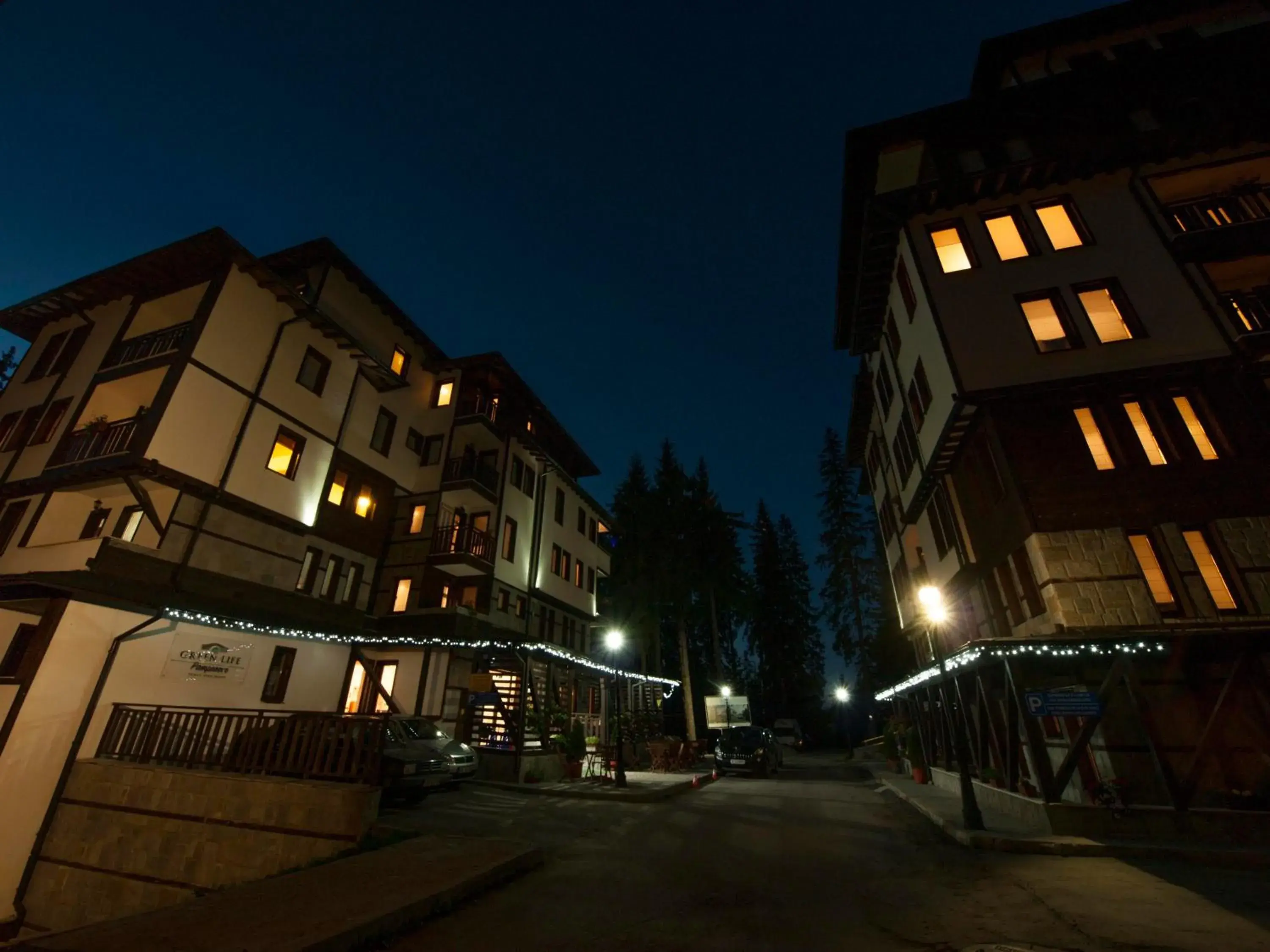 Facade/entrance in Green Life Family Apartments Pamporovo Facade/entrance in Green Life Family Apartments Pamporovo