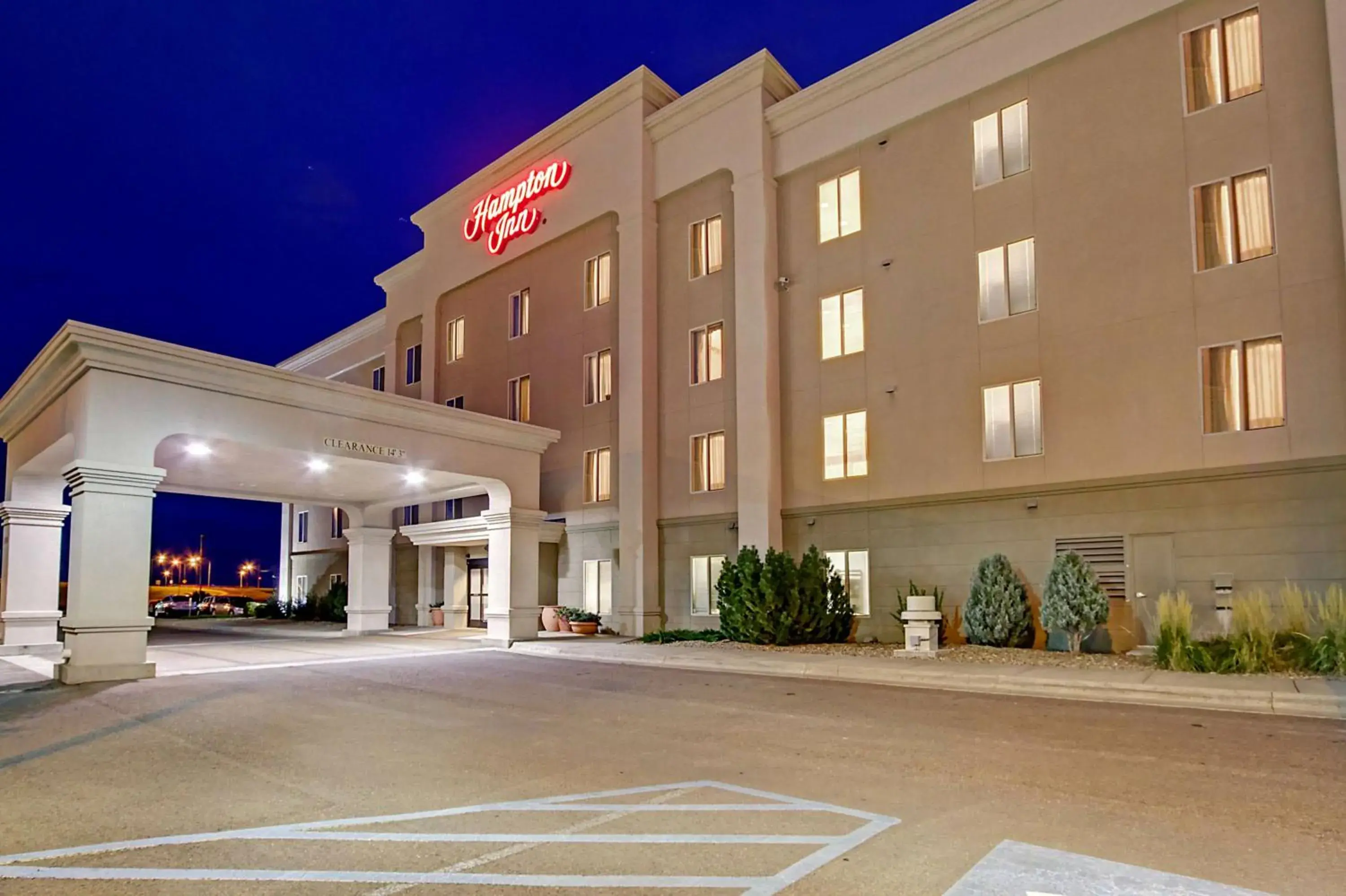 Property building in Hampton Inn - Great Falls Property building in Hampton Inn - Great Falls