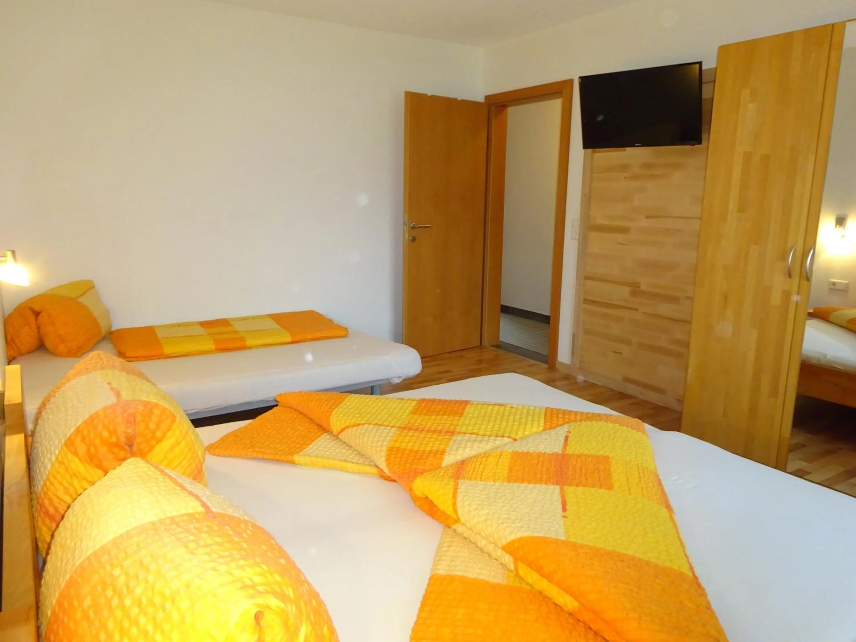 Photo of the whole room, Bed in Appartement Julian