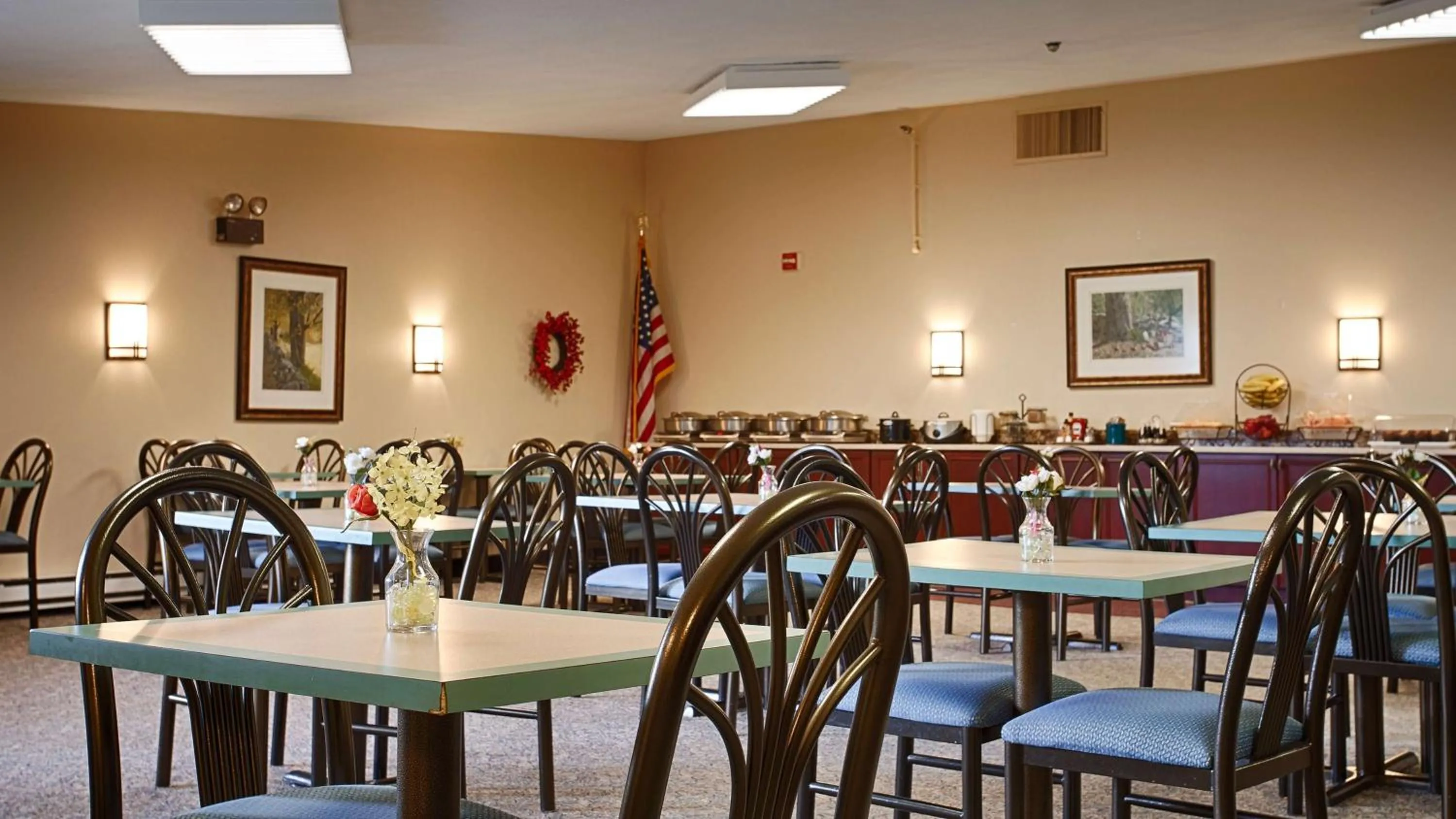 Restaurant/Places to Eat in Best Western at Historic Concord