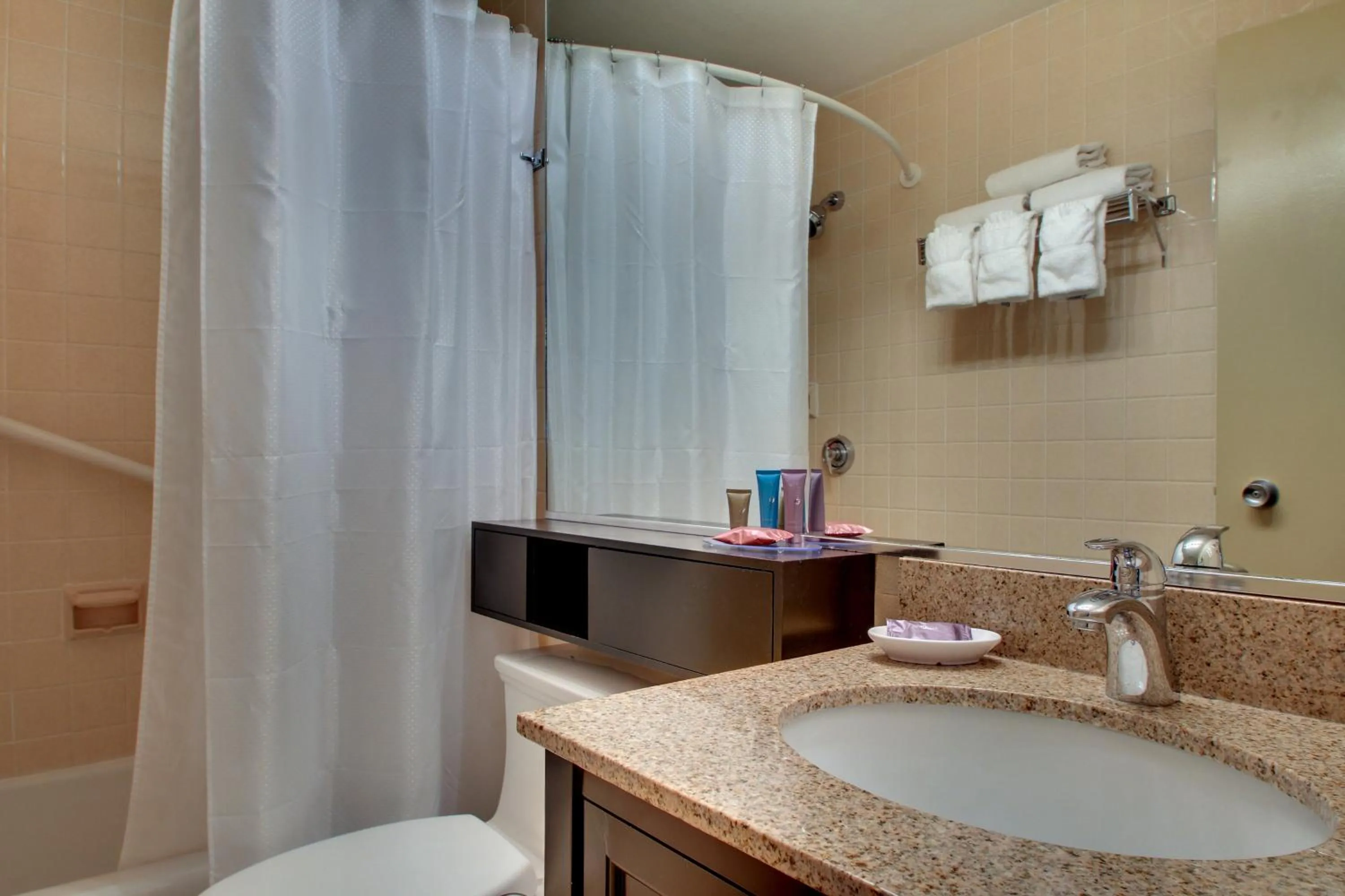 Bathroom in Best Western at Historic Concord