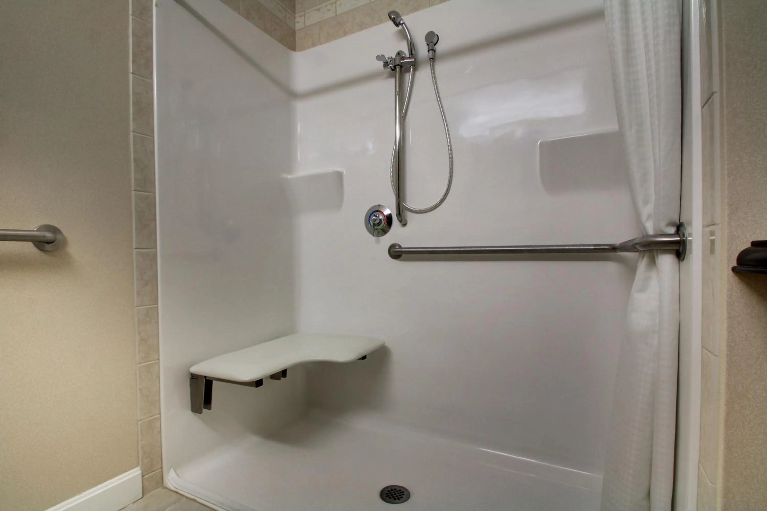 Bathroom in Best Western at Historic Concord