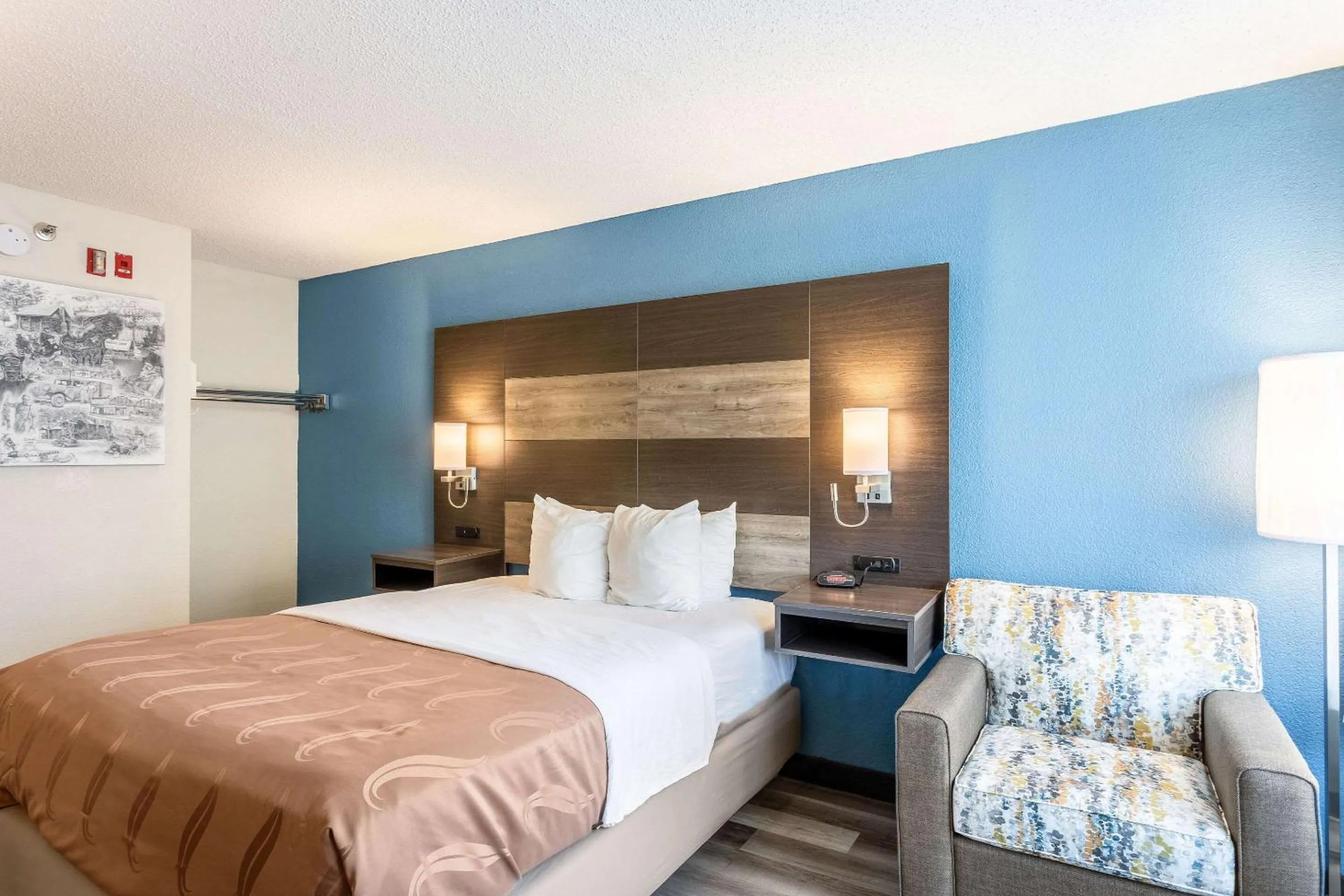 Bedroom, Bed in Quality Inn Branson On the Strip