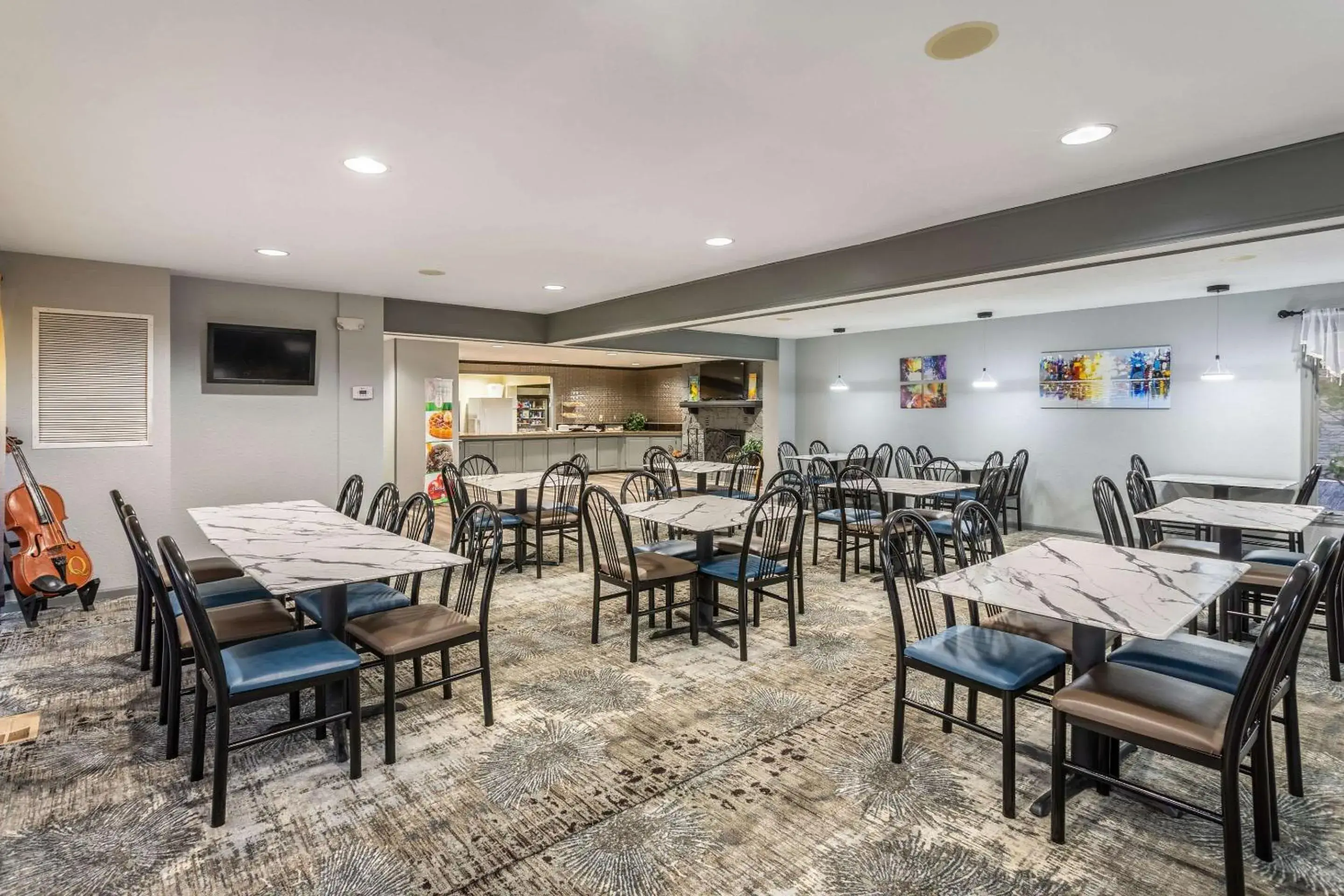 Breakfast in Quality Inn Branson On the Strip Breakfast in Quality Inn Branson On the Strip