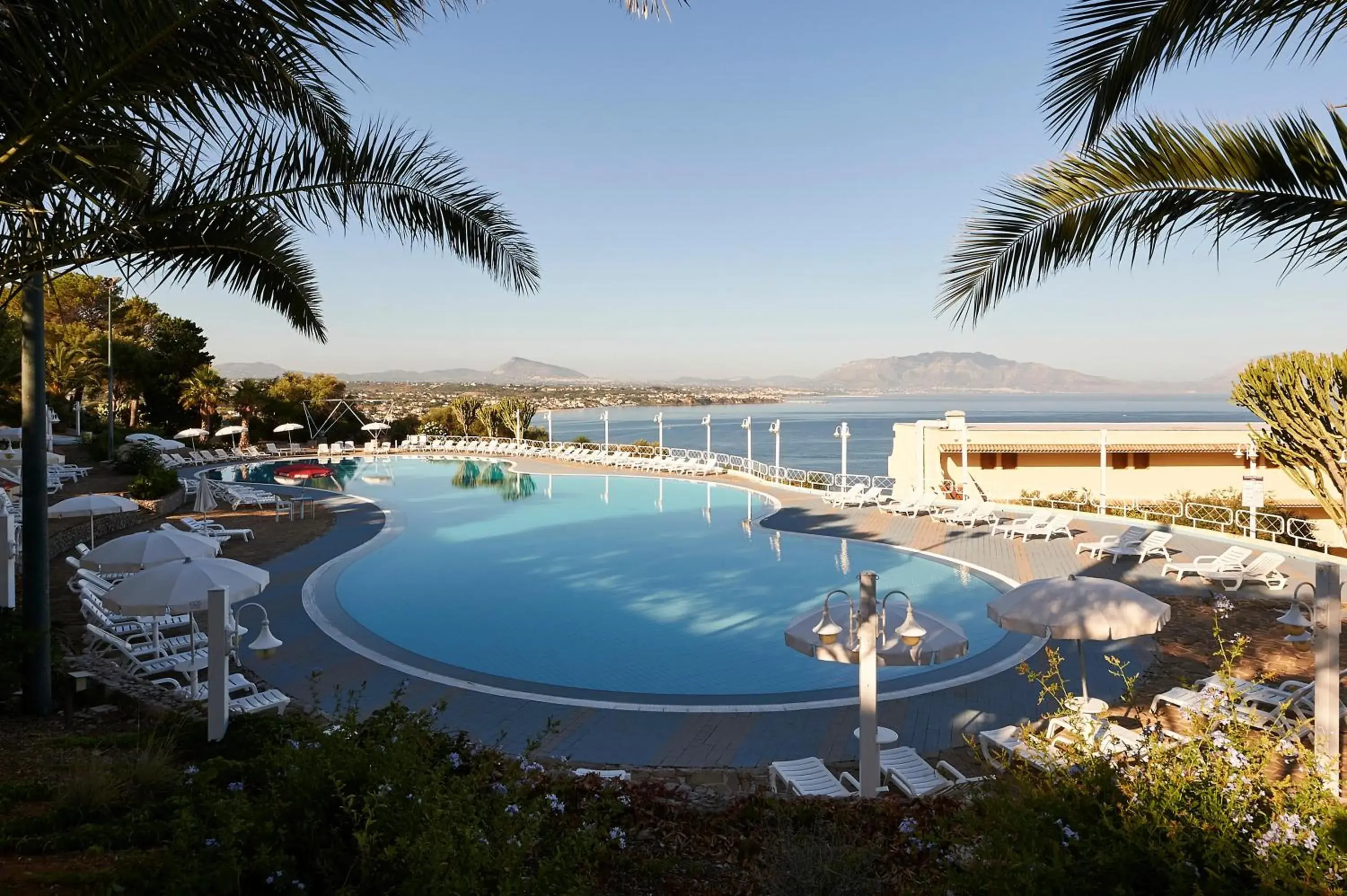 Swimming pool in CDSHotels Terrasini - Città del Mare Swimming pool in CDSHotels Terrasini - Città del Mare