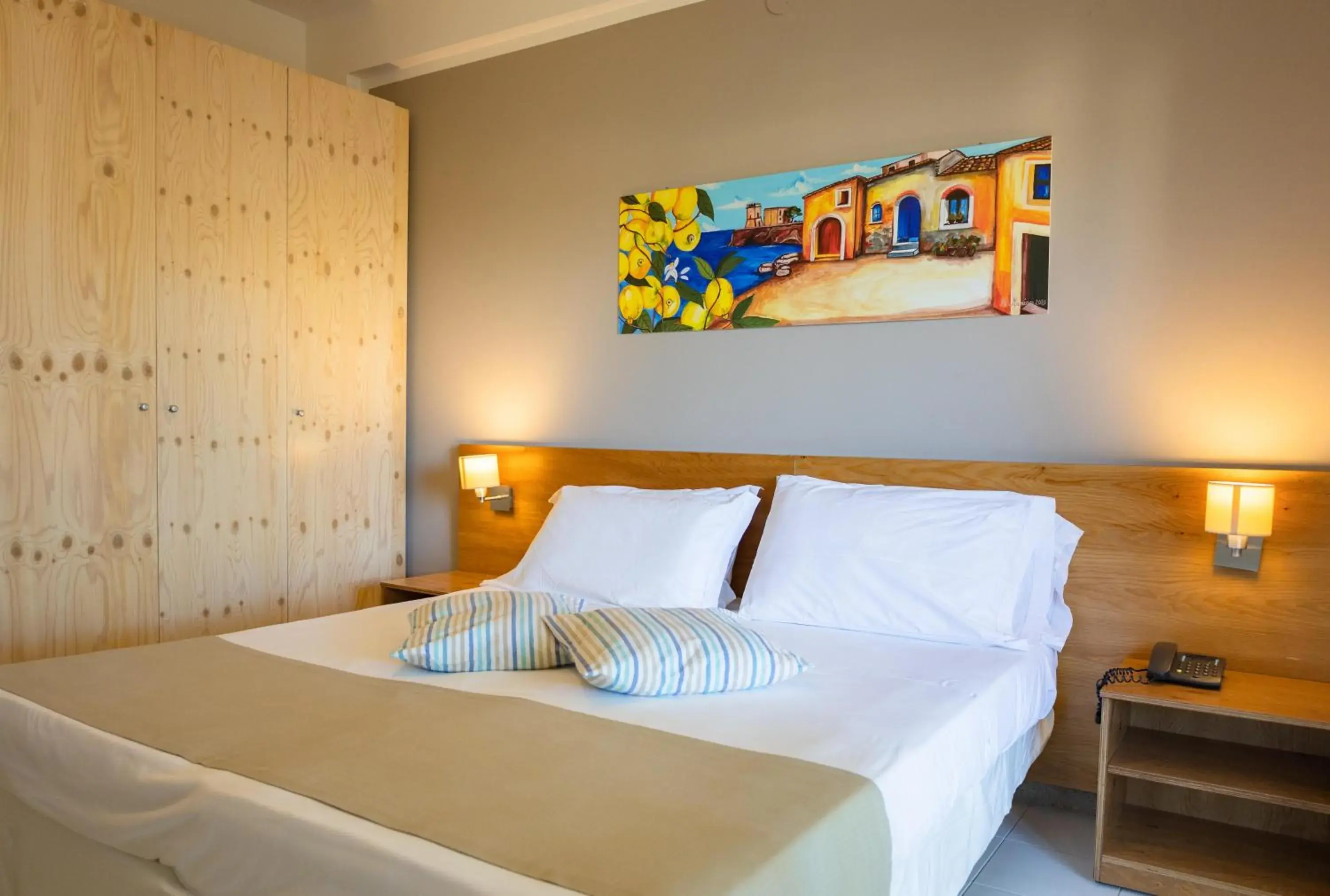 Bed in CDSHotels Terrasini - Città del Mare Bed in CDSHotels Terrasini - Città del Mare