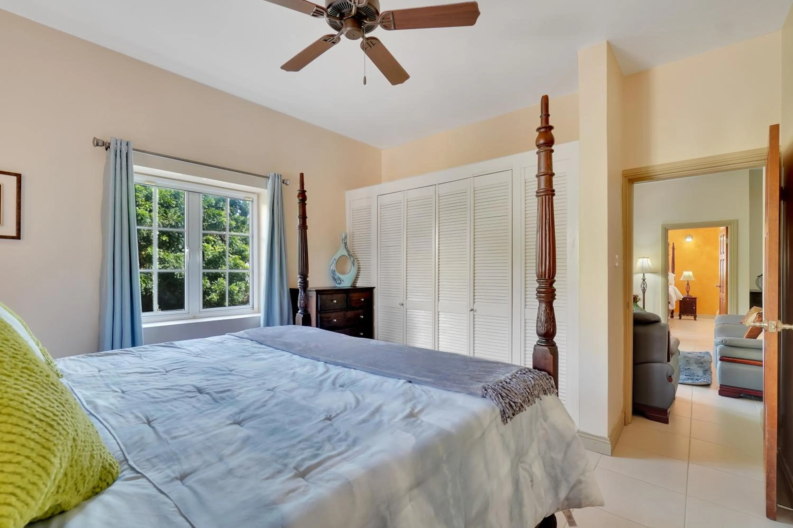 Bed in Mandela Court Suites Grenada