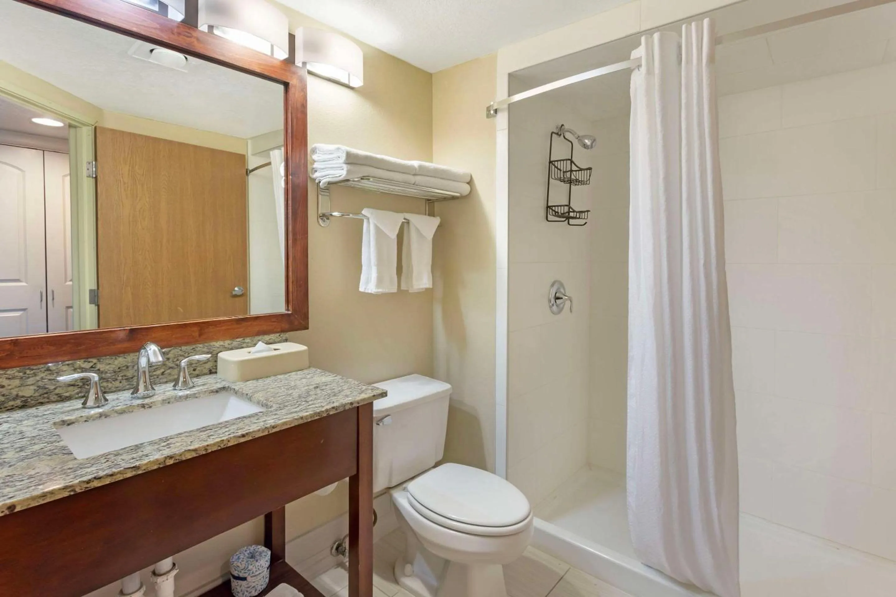 Bedroom in Comfort Inn Richfield I-70