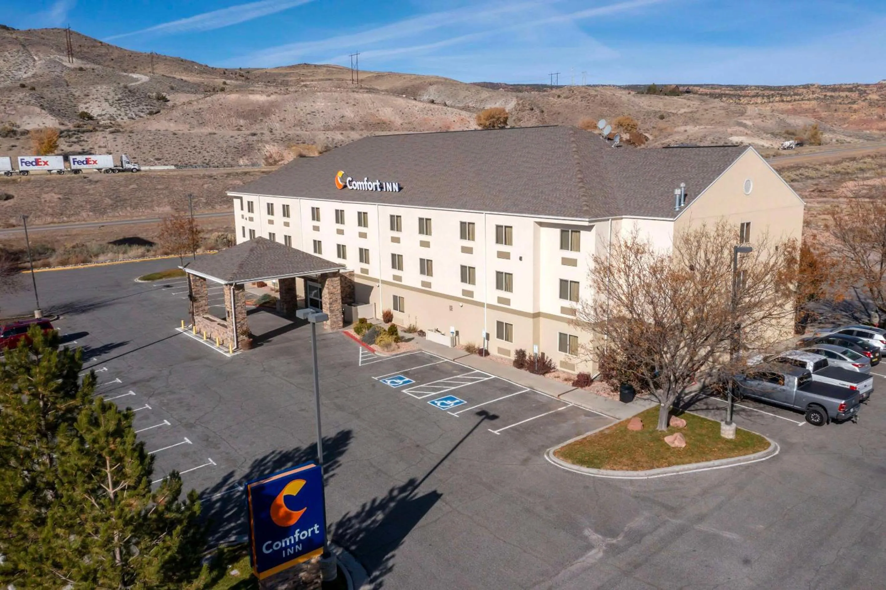 Property building in Comfort Inn Richfield I-70