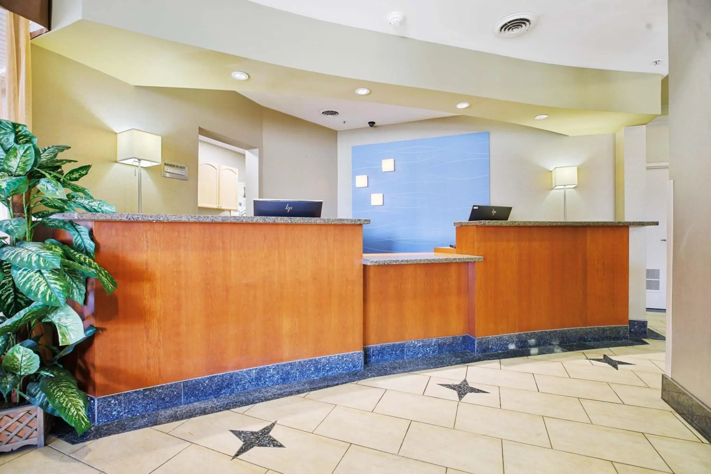 Sandman Hotel & Suites London Downtown Sandman Hotel & Suites London Downtown