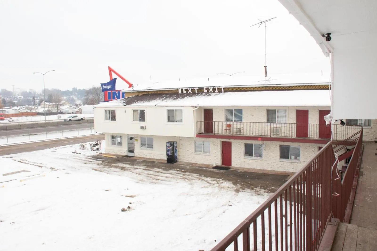 Property building in Budget Inn