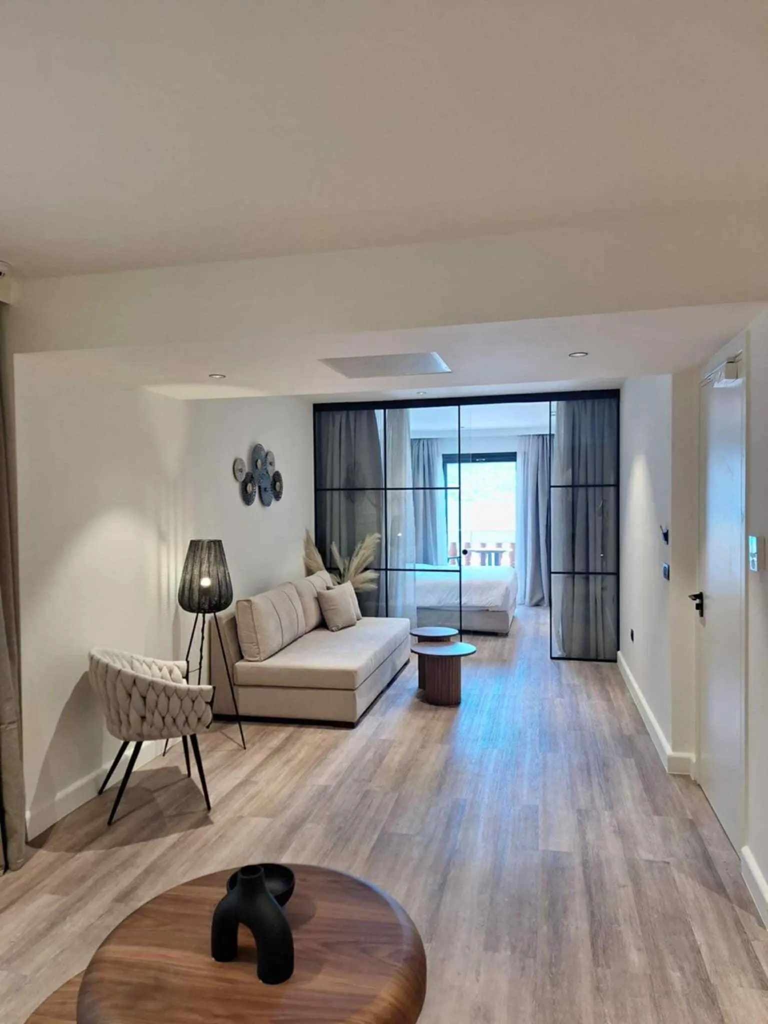 Photo of the whole room, Bed in Aeolis Hotel