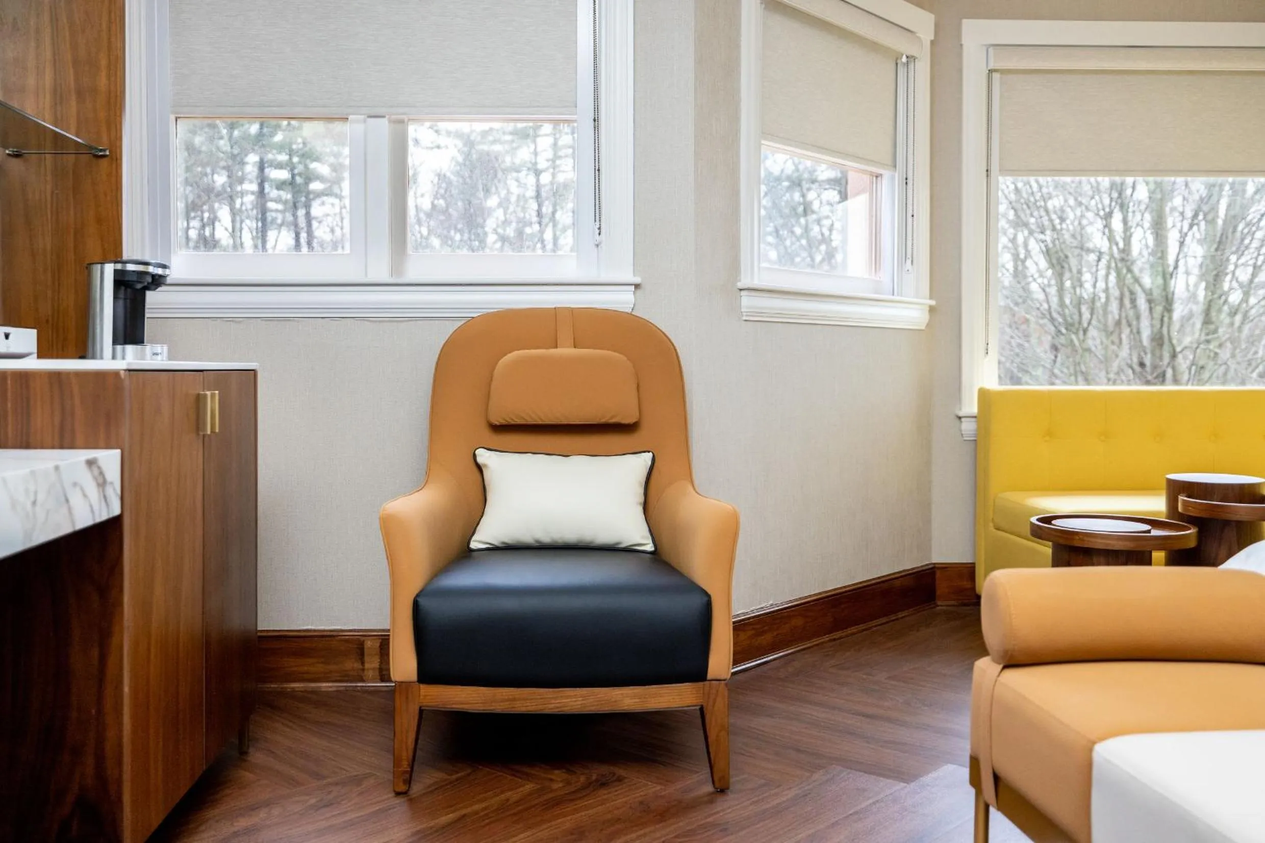 Seating area in Chateau Merrimack Hotel & Spa