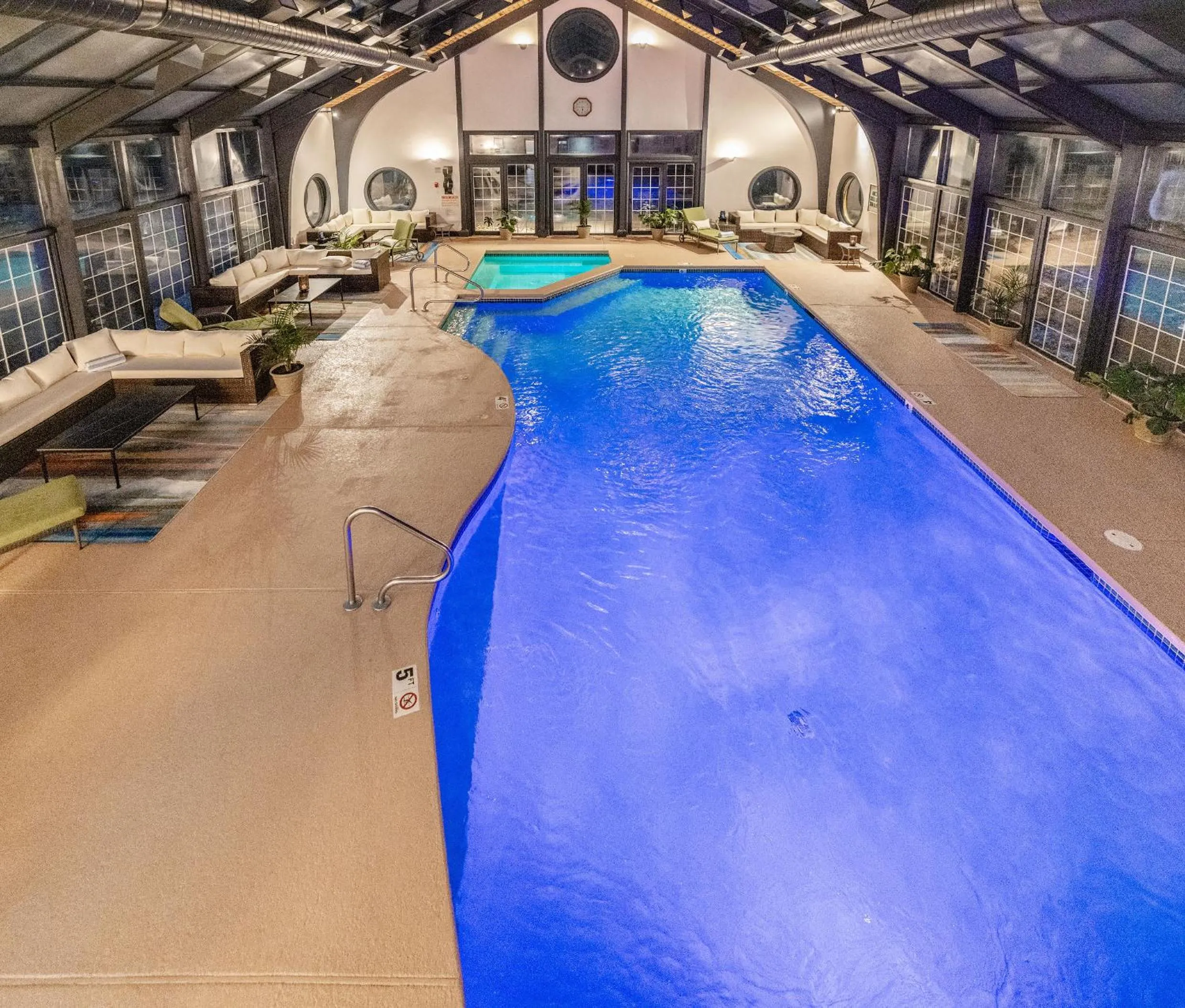 Spa and wellness centre/facilities in Chateau Merrimack Hotel & Spa