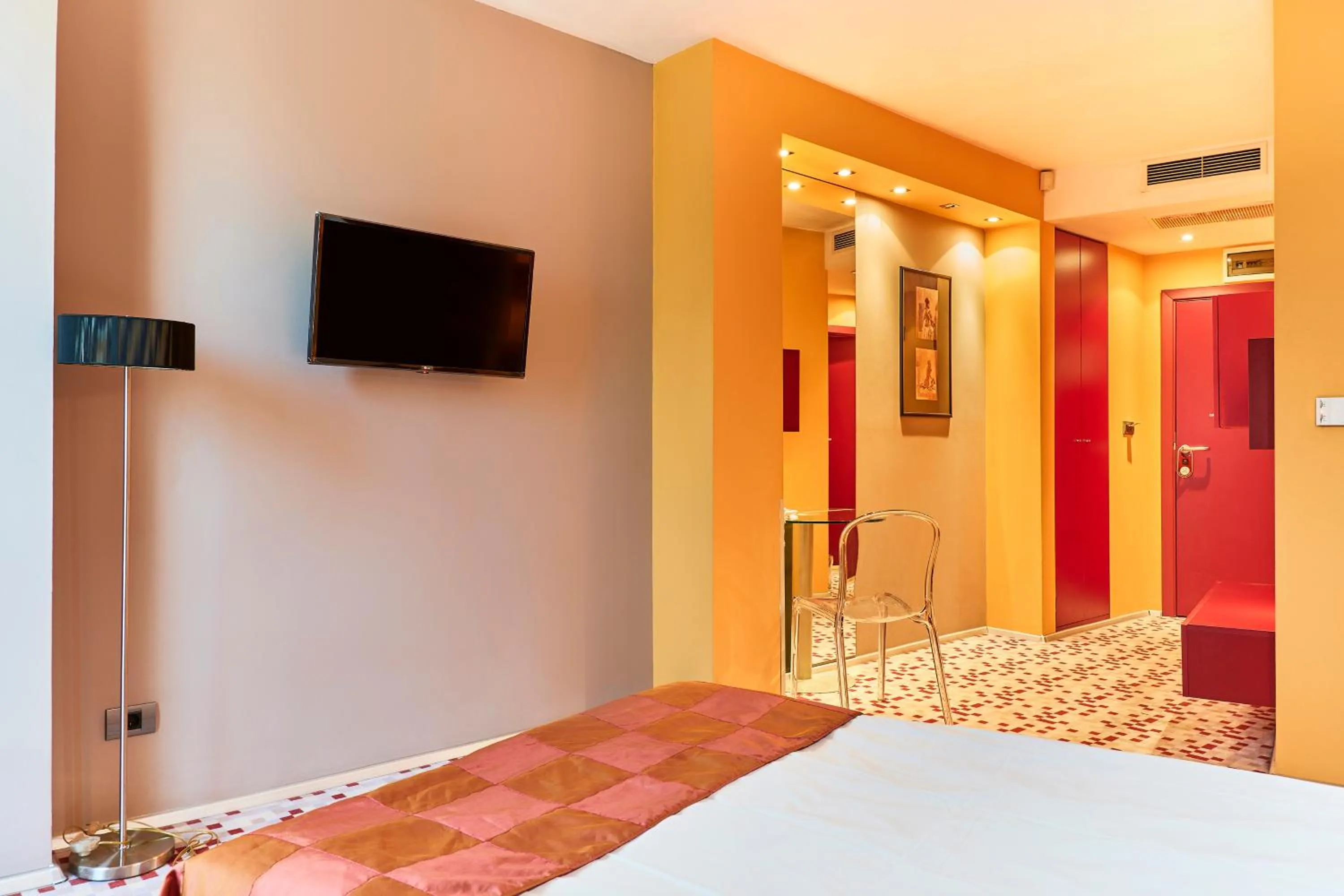 TV and multimedia, Bed in Monet Hotel