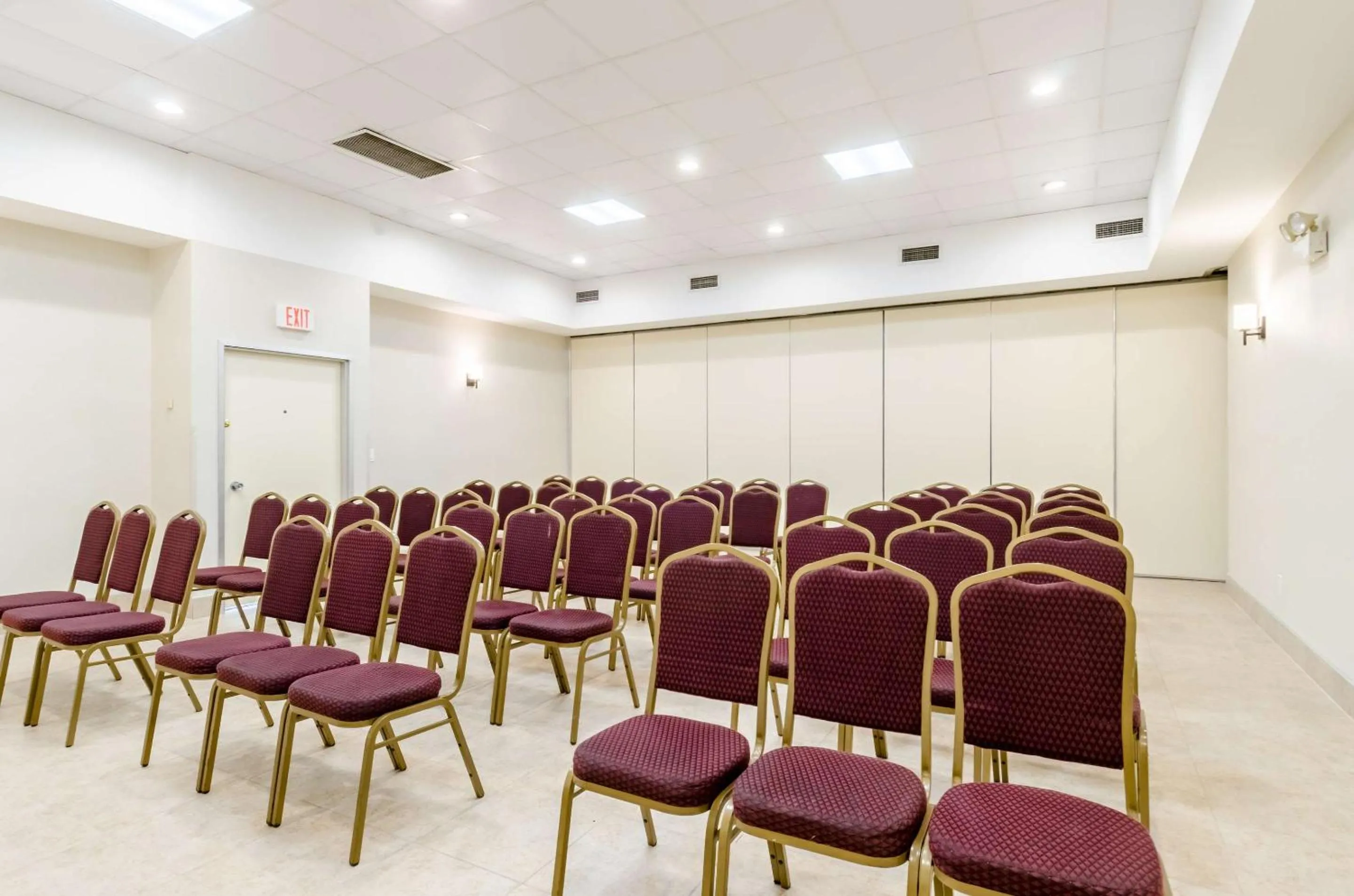 Meeting/conference room in Quality Inn West Springfield
