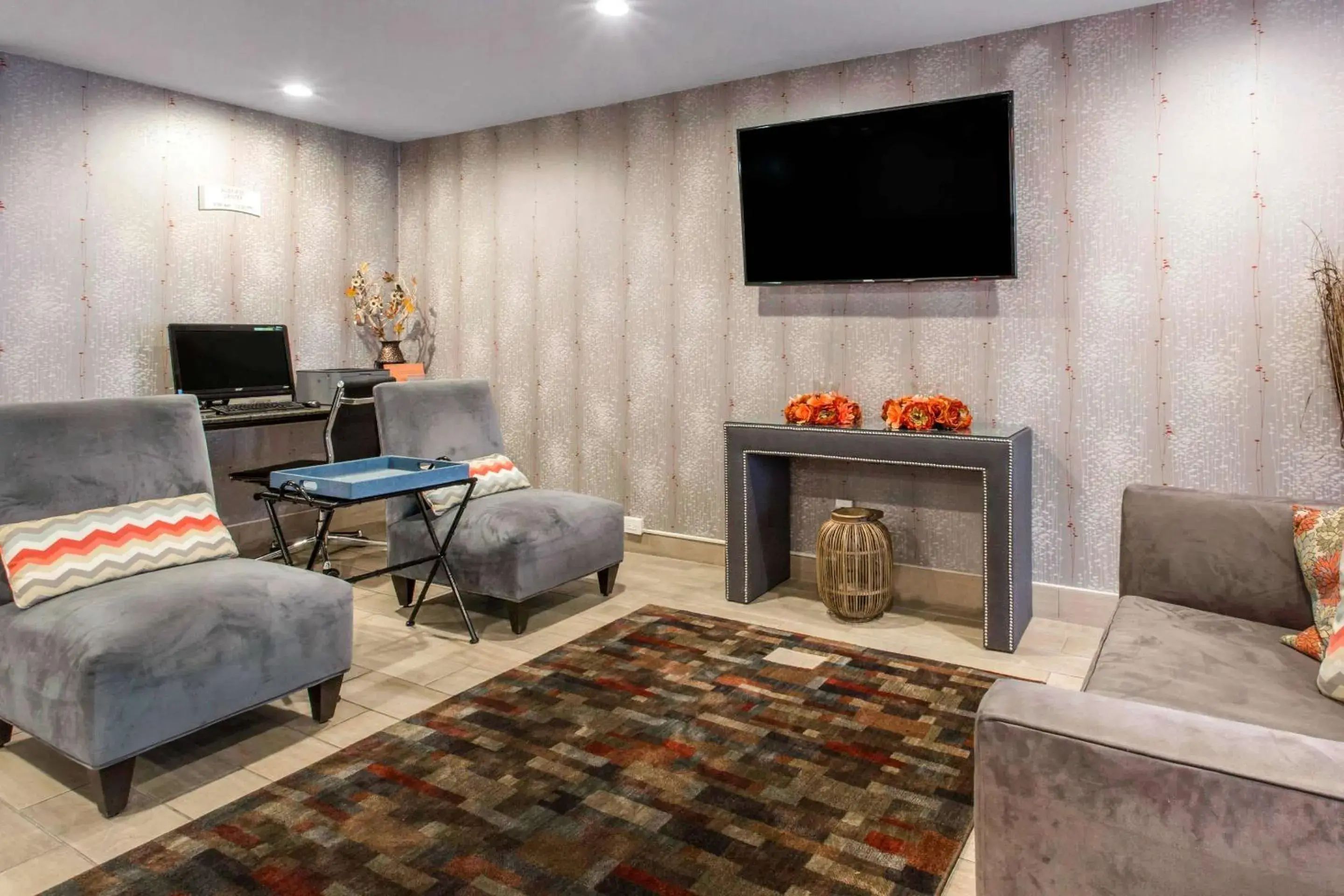 Lobby or reception in Quality Inn West Springfield Lobby or reception in Quality Inn West Springfield