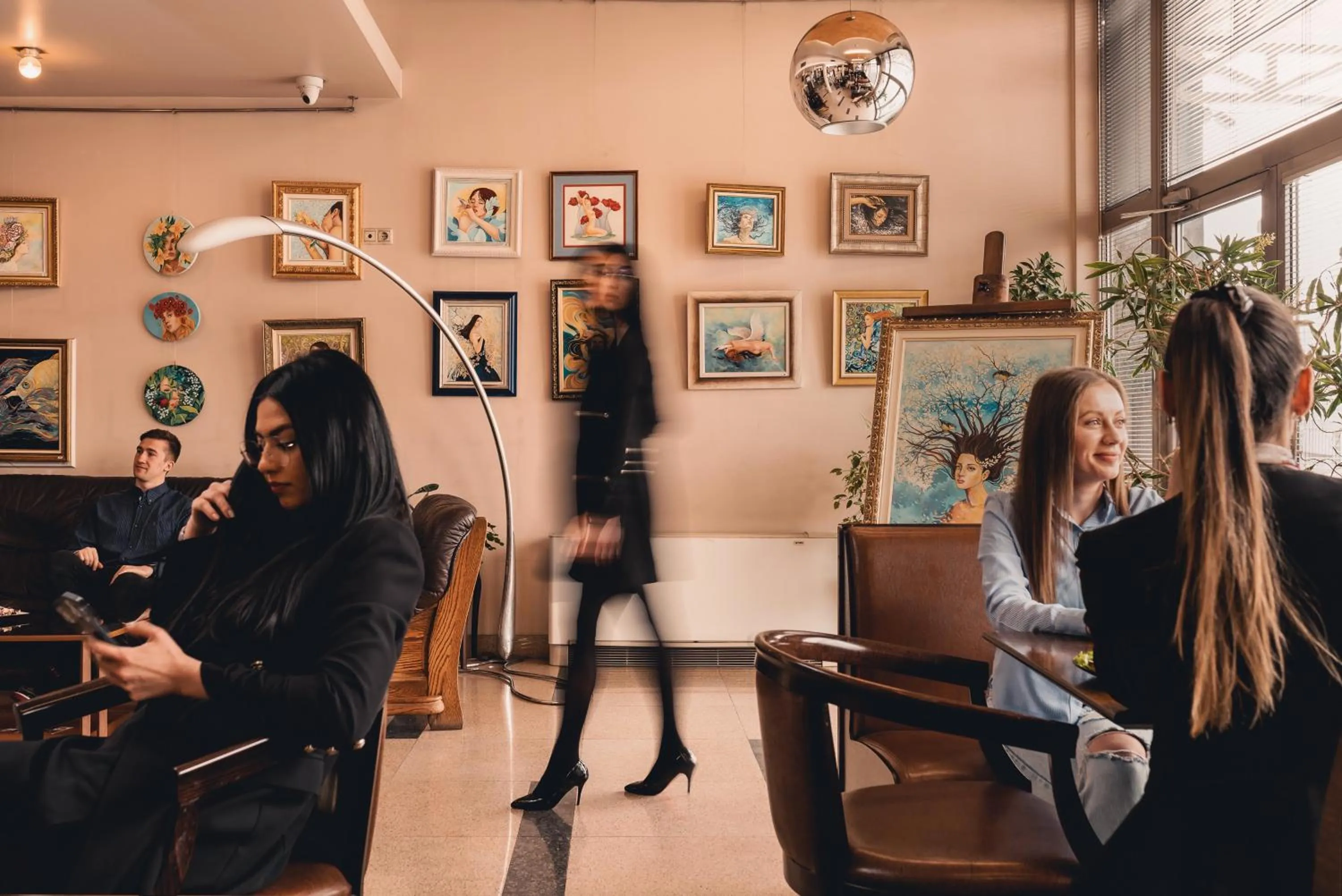 People in Business Hotel Plovdiv - Central Location