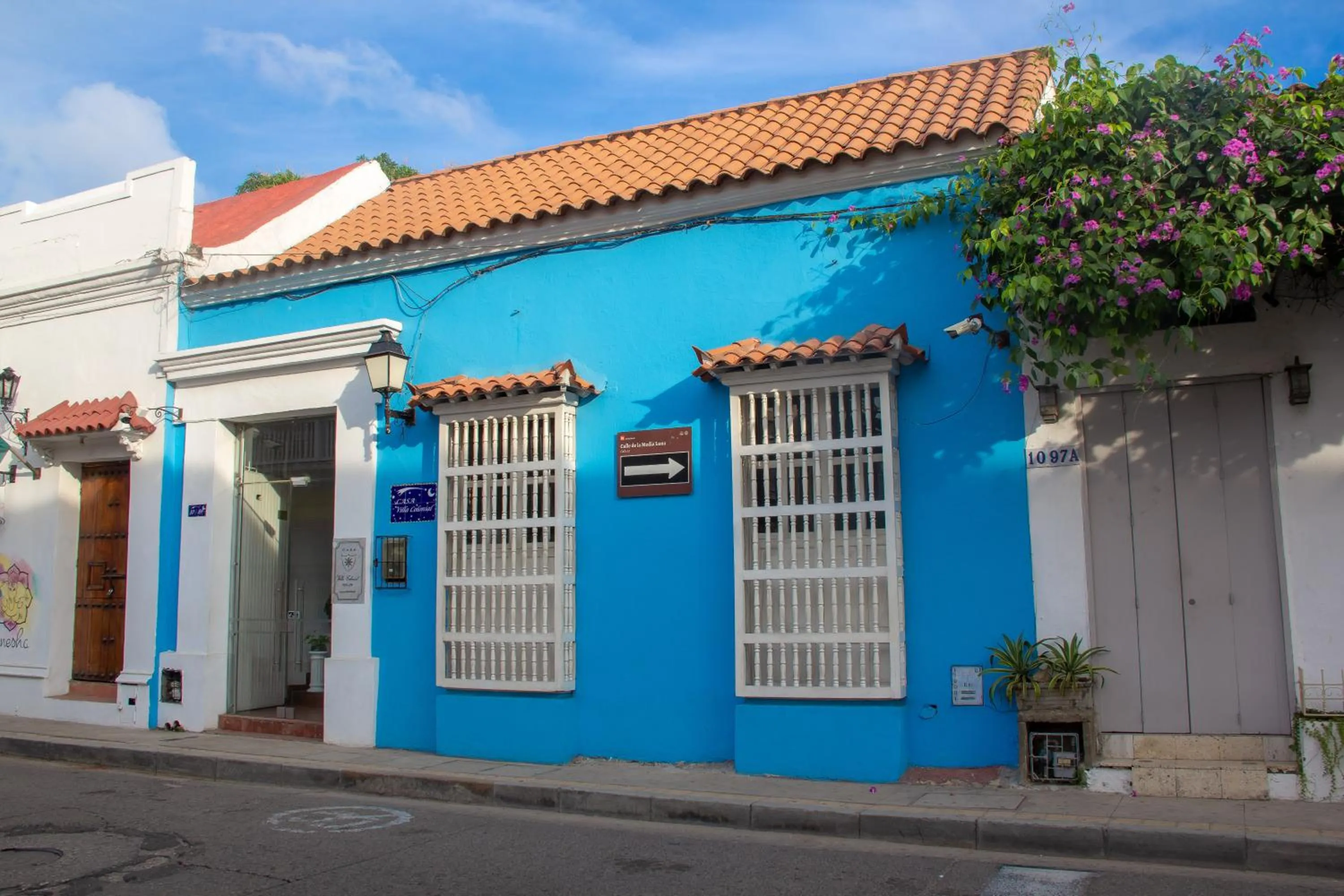 Facade/entrance in Casa Villa Colonial By Akel Hotels