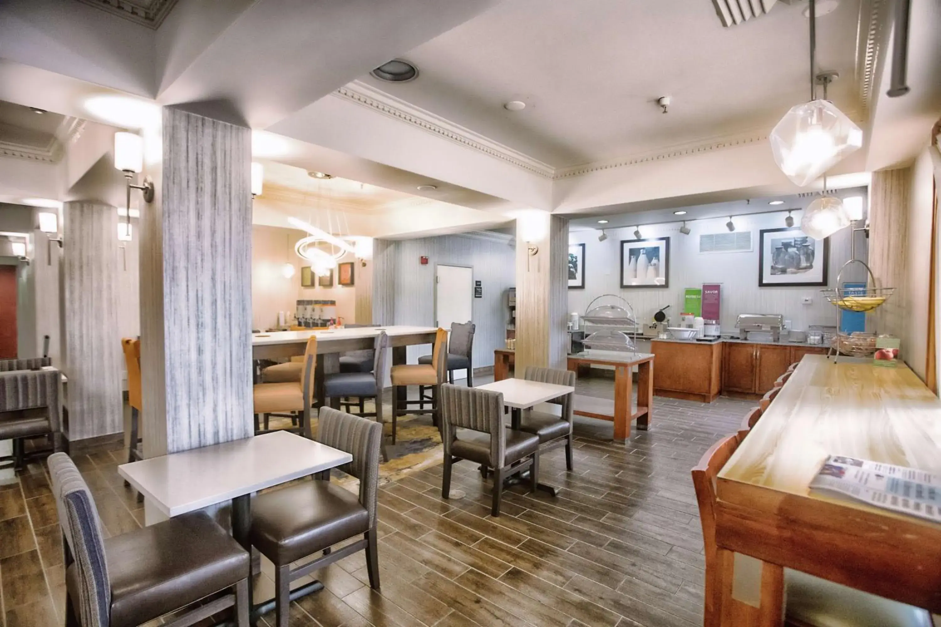 Breakfast in Hampton Inn Marion Breakfast in Hampton Inn Marion