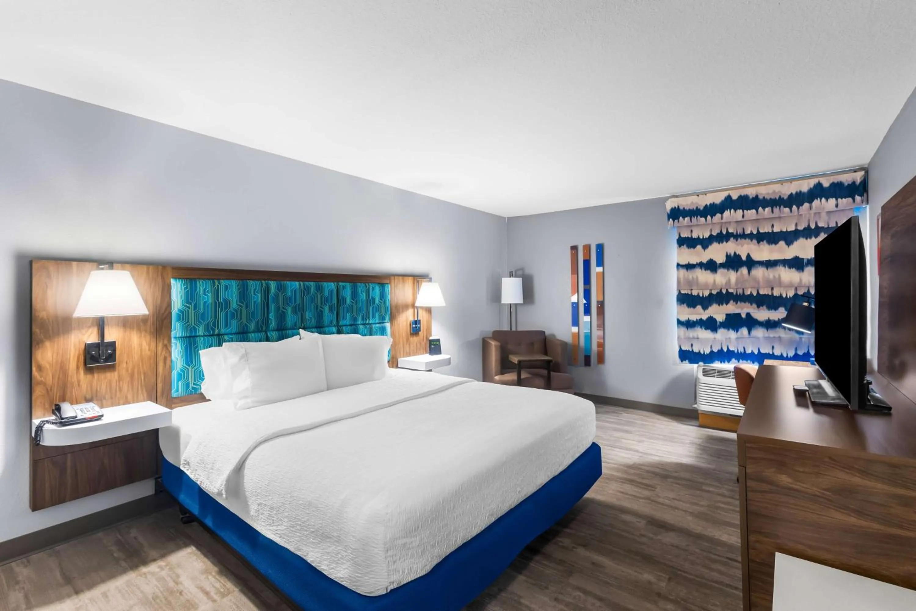 Bed in Hampton Inn Marion