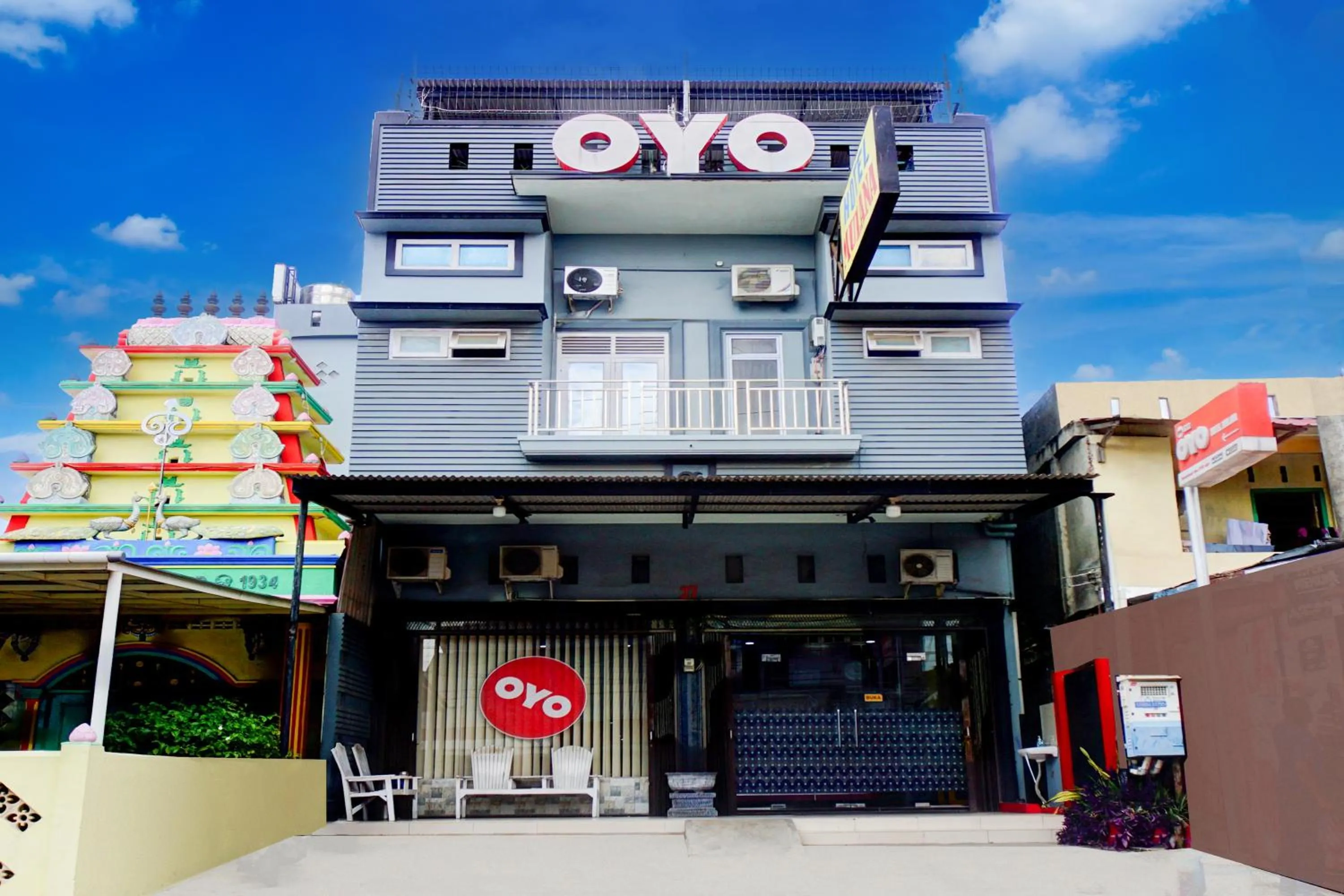 Property building in Collection O Banda Aceh near Masjid Raya Baiturrahman formerly Hotel Mulana