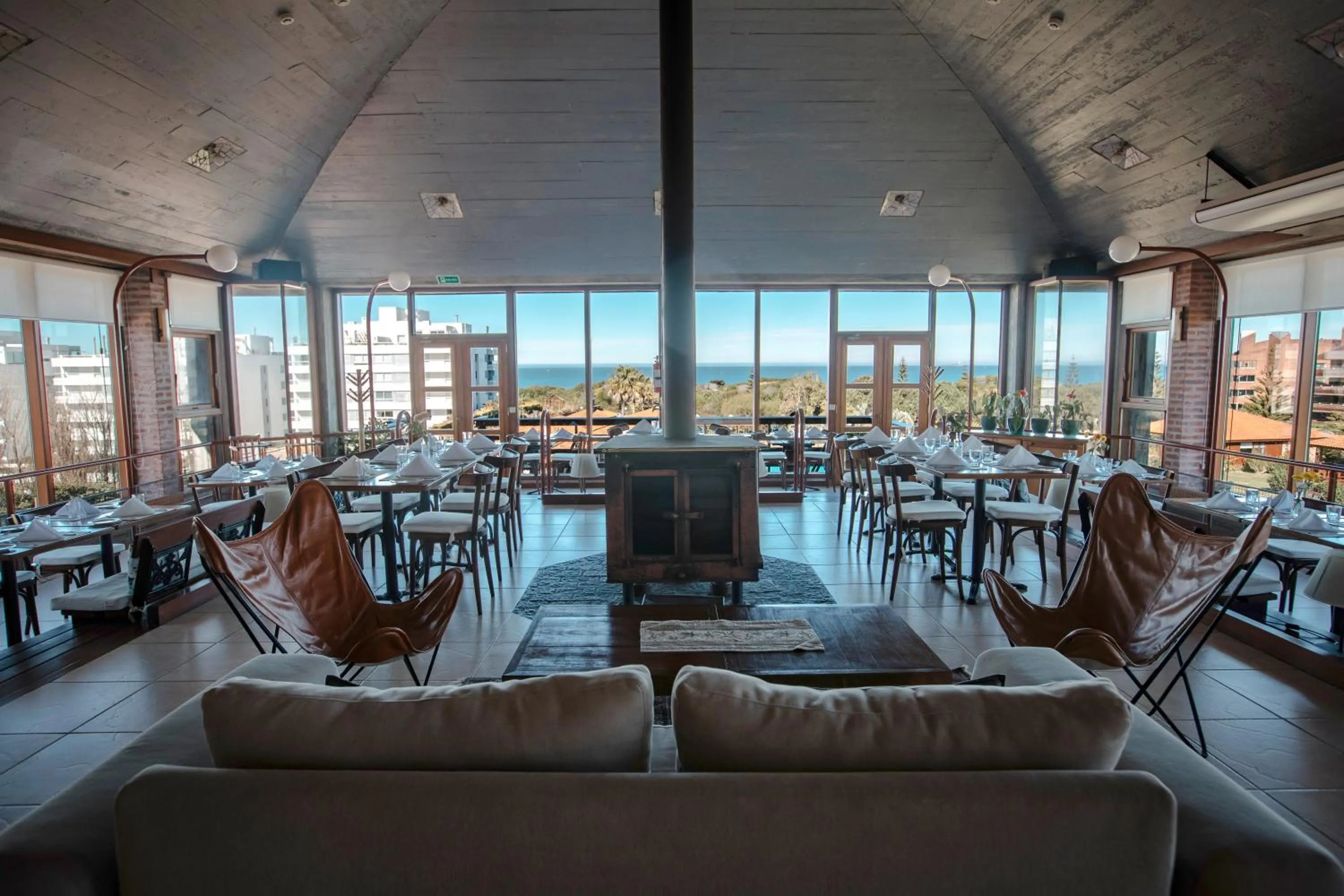 Restaurant/places to eat in Il Belvedere