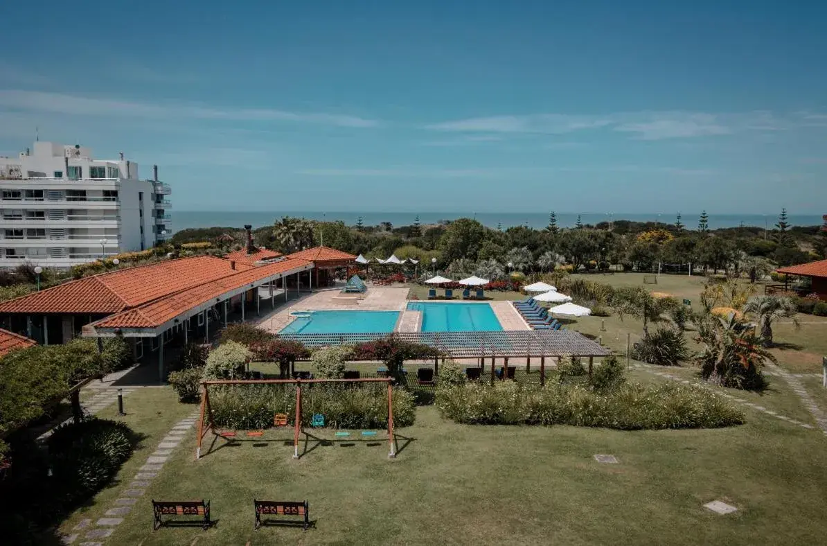 Swimming pool in Il Belvedere Swimming pool in Il Belvedere