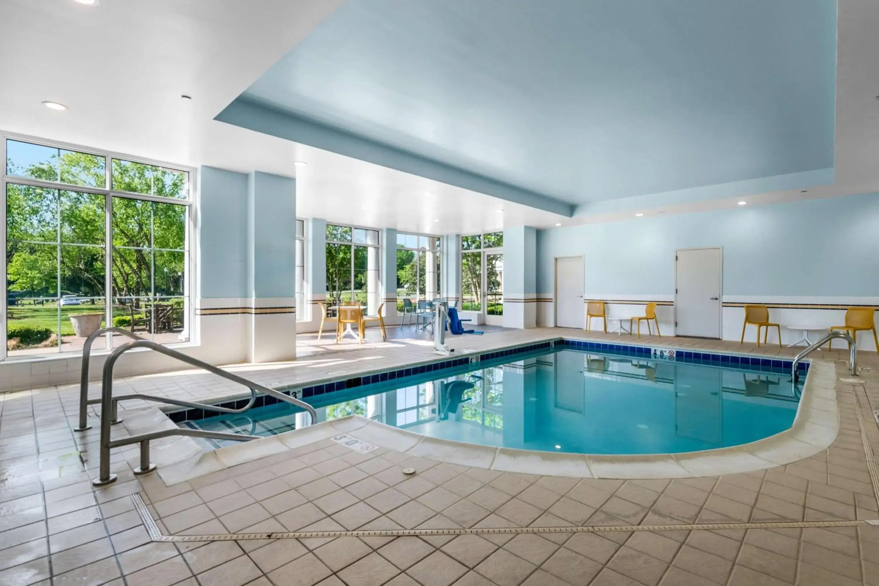 Pool view in Hilton Garden Inn Suffolk Riverfront Pool view in Hilton Garden Inn Suffolk Riverfront