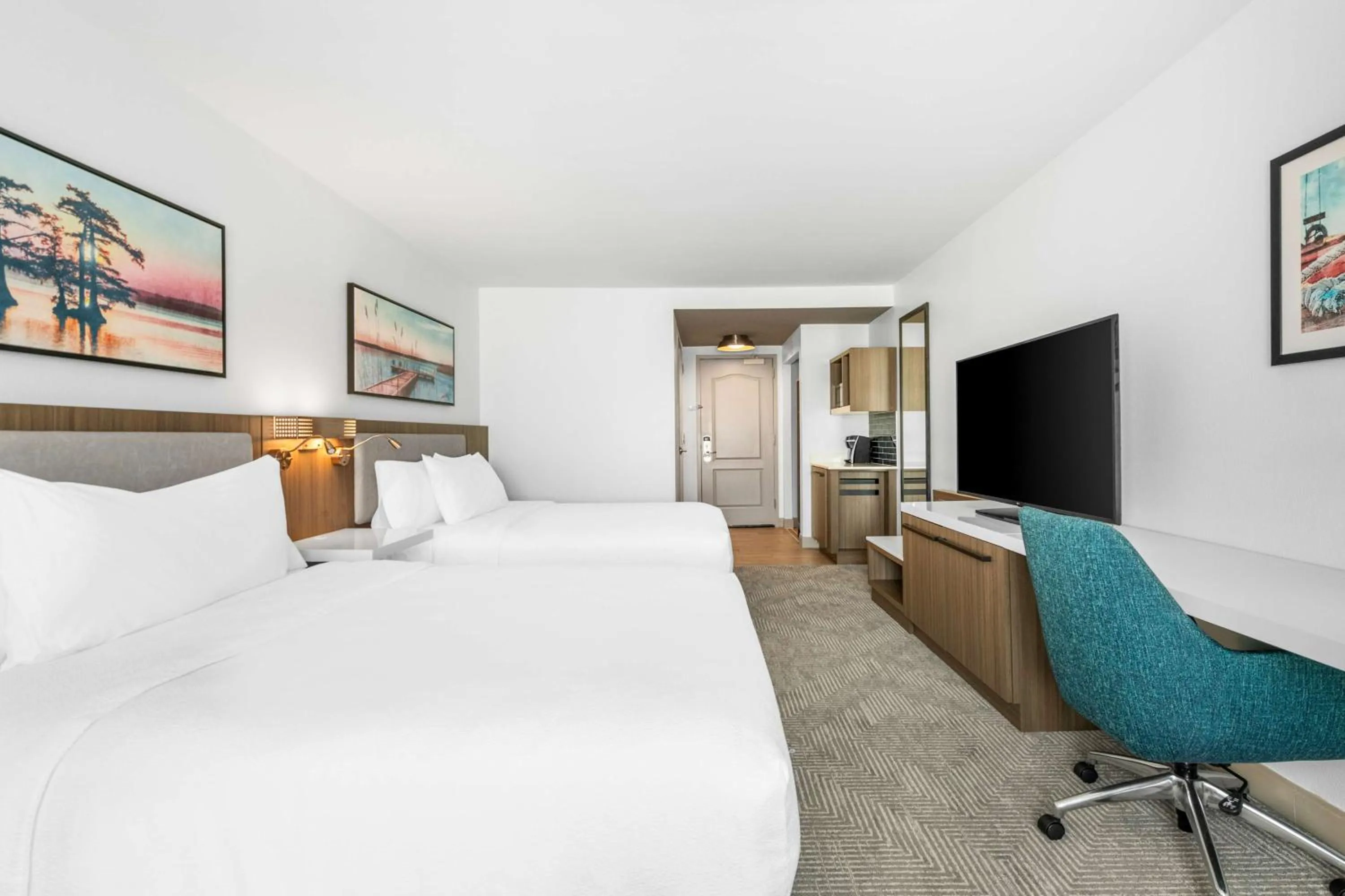 Bed in Hilton Garden Inn Suffolk Riverfront