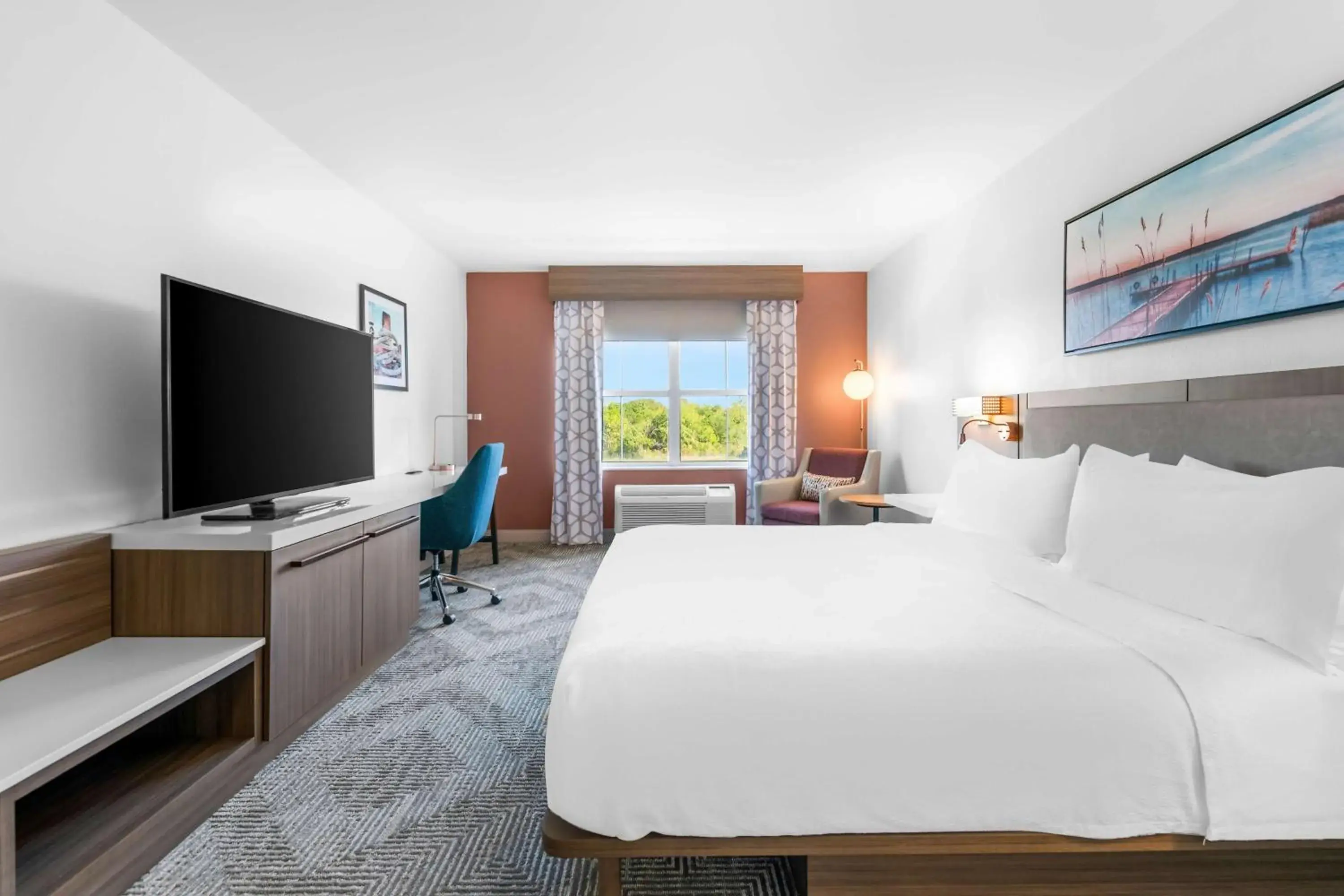 King Room with View in Hilton Garden Inn Suffolk Riverfront King Room with View in Hilton Garden Inn Suffolk Riverfront