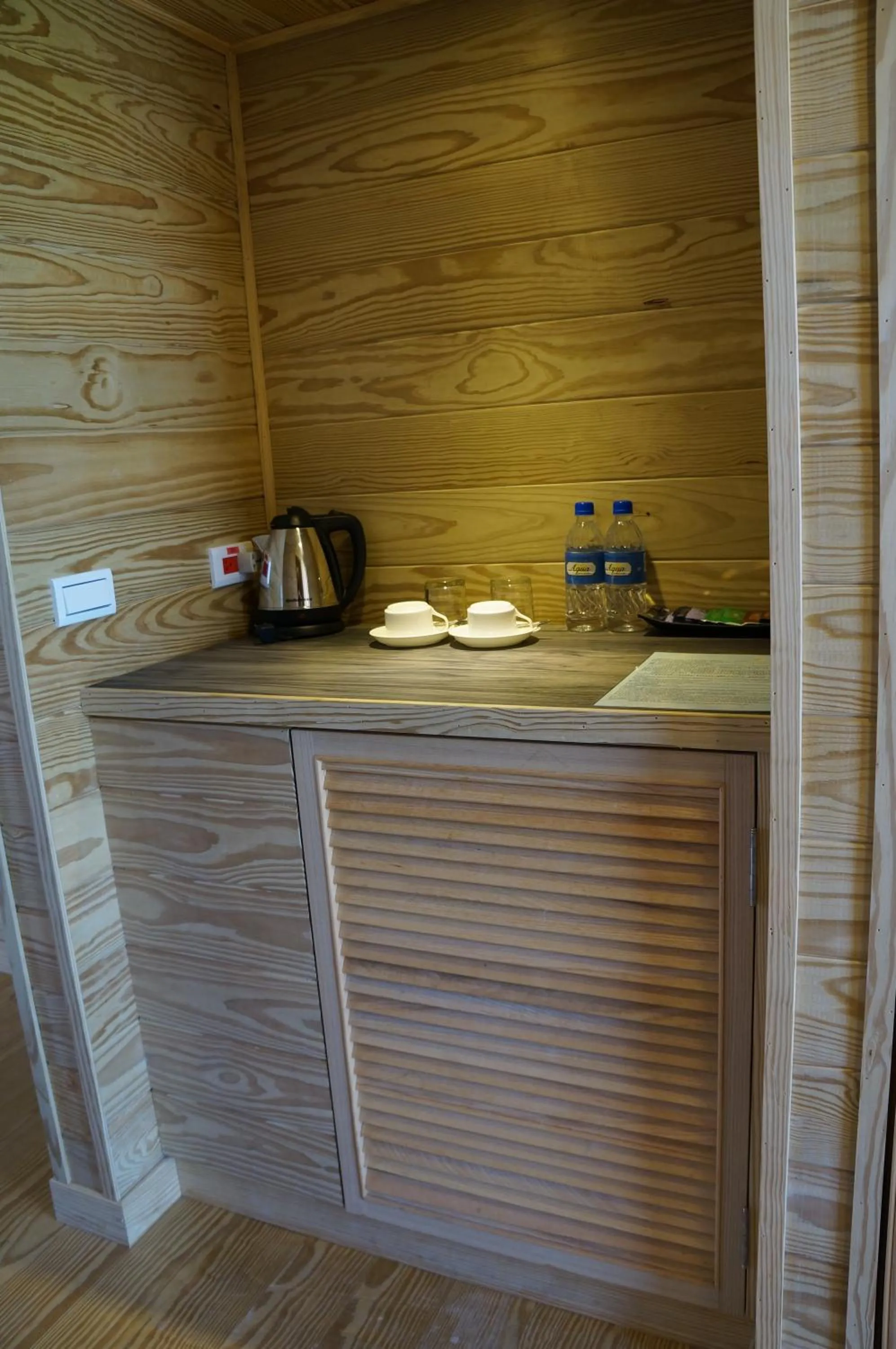 Coffee/tea facilities in Island Paradise Resort Club