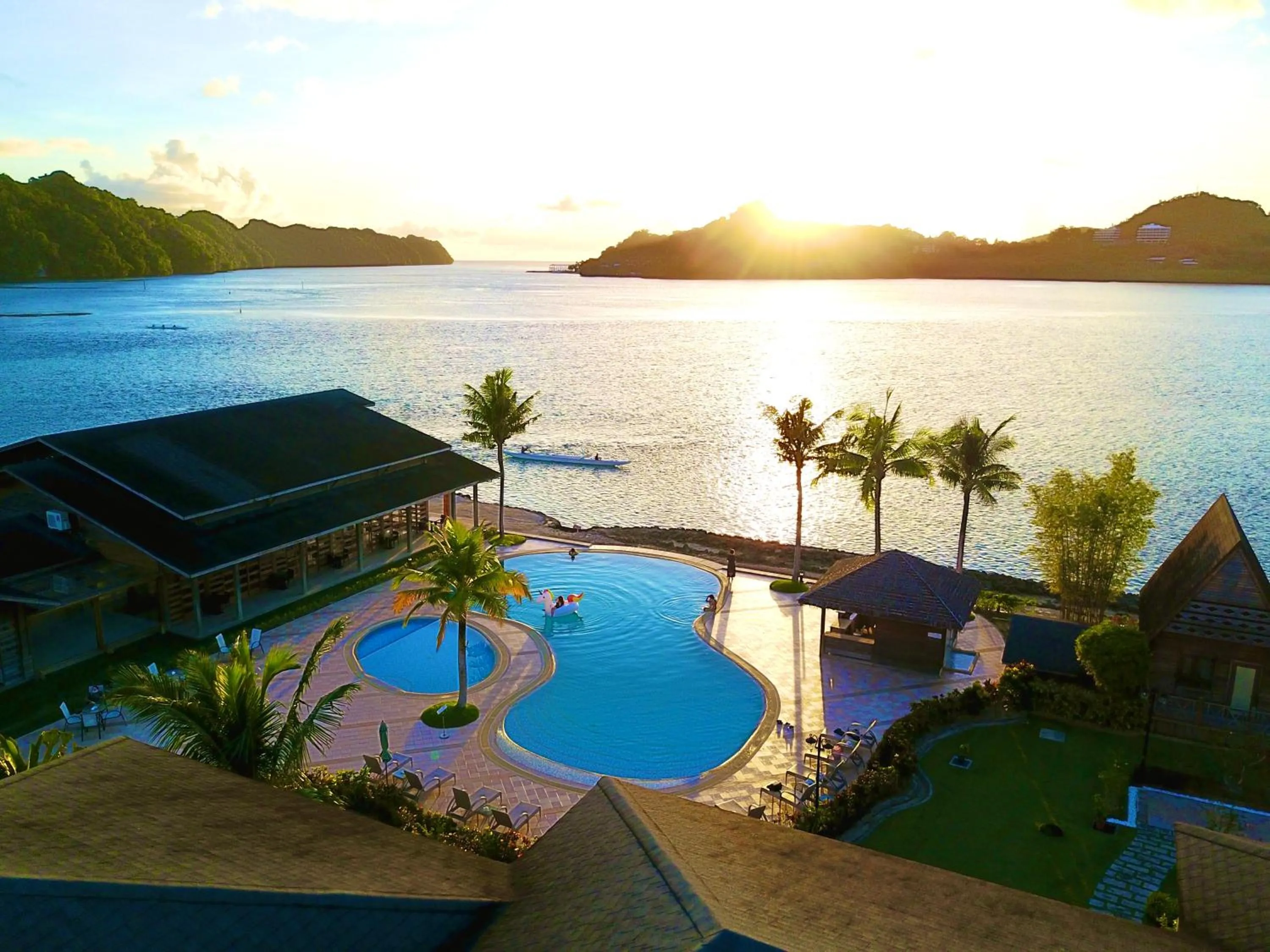 Swimming pool in Island Paradise Resort Club