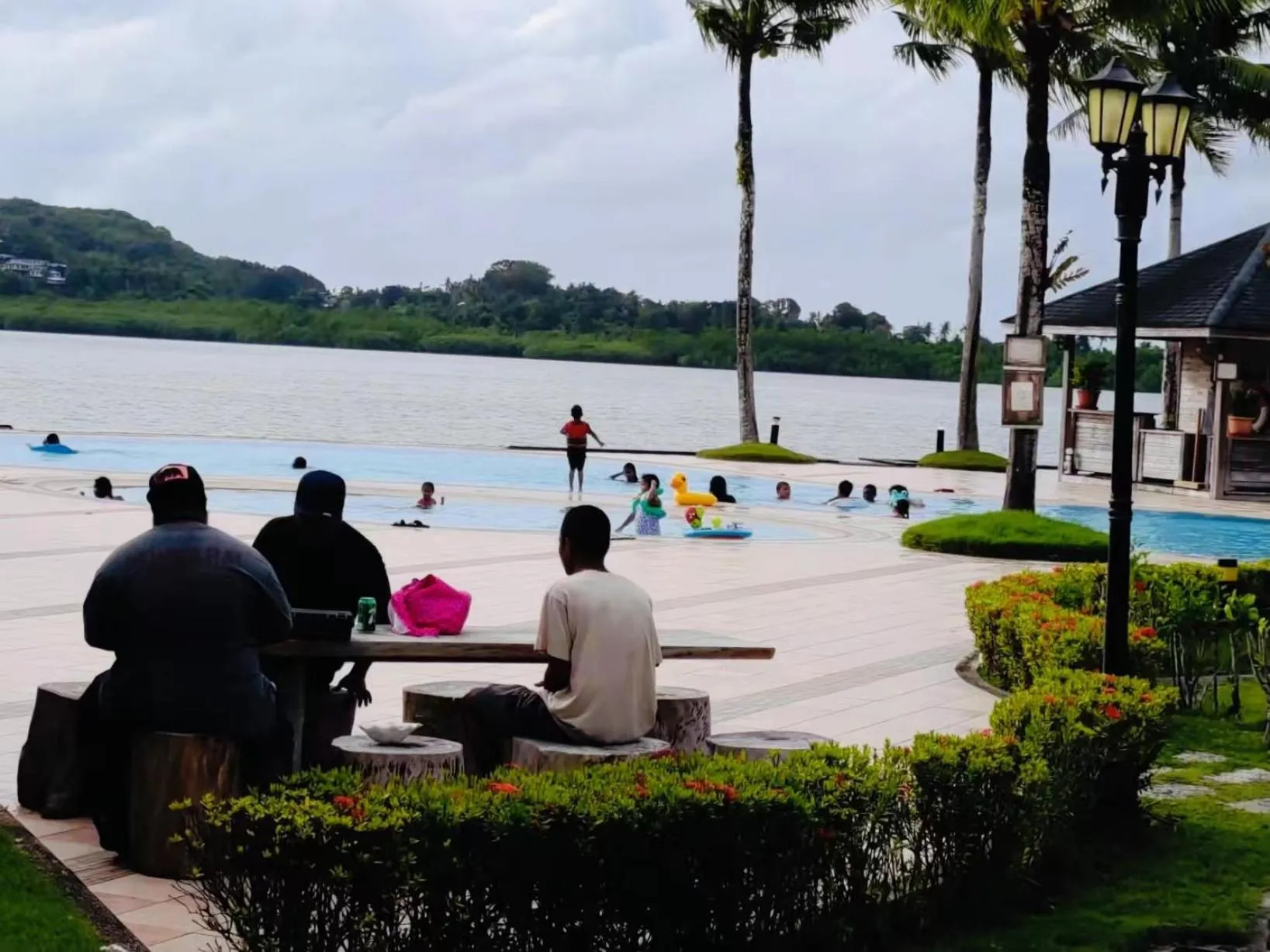 Swimming pool in Island Paradise Resort Club