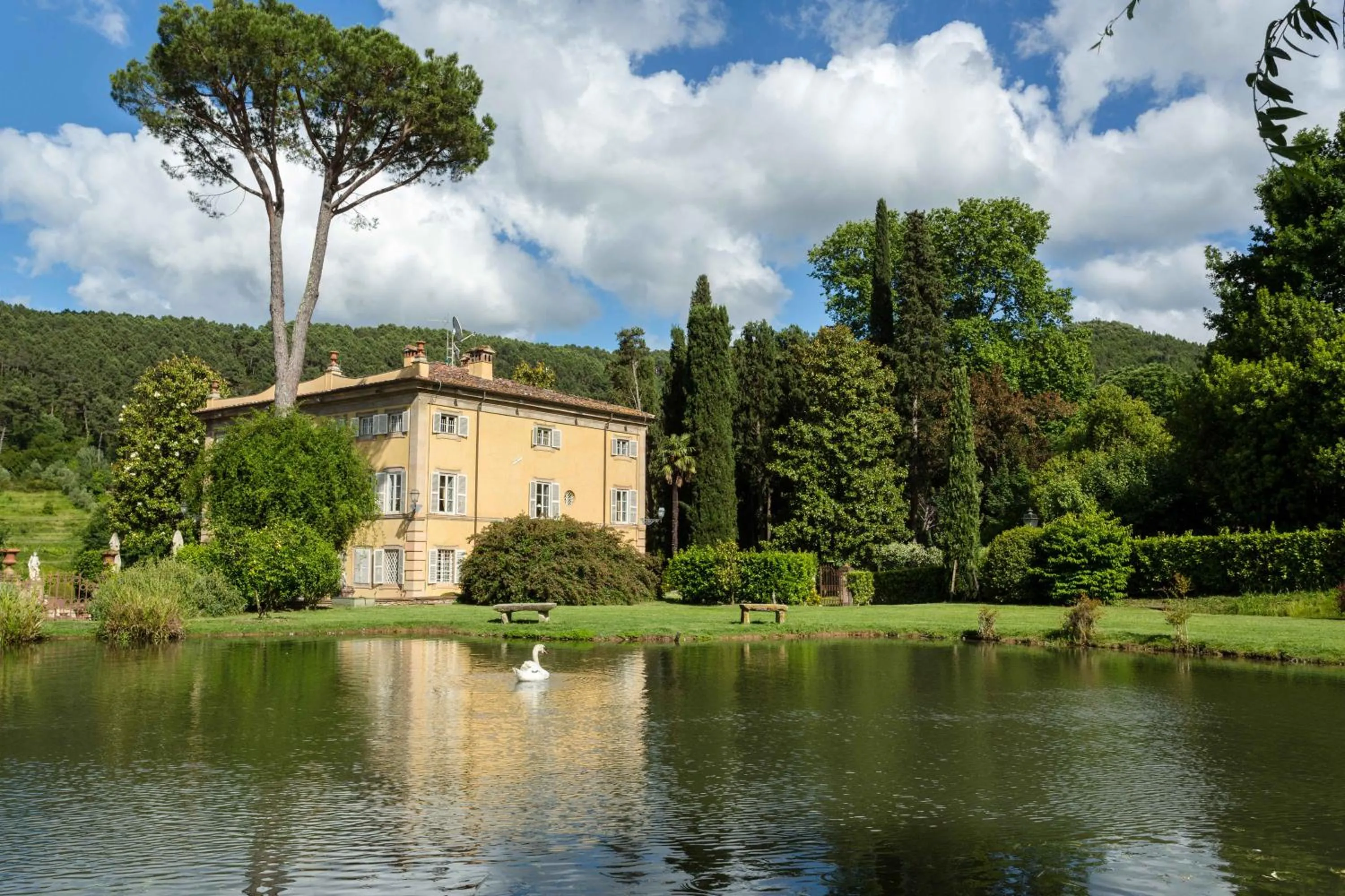 Facade/entrance in Coselli 's Collection. Luxury Villas Rental